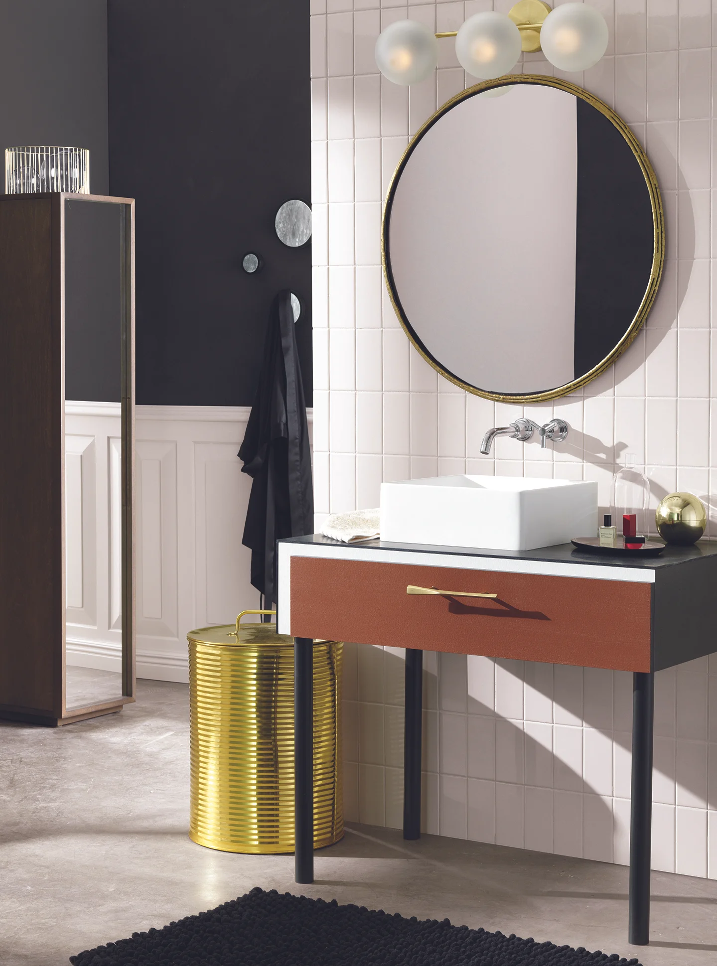 cb2-march-catalog-2017-181.jpg