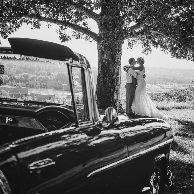 &quot;B&amp;W Vintage&rdquo; by @photographybybenamoz 
.
#ottawaweddingphotographer #kingstonweddingphotographer #1000islandswedding #masters_in_bnw#bnwcity#polarisbnw_arts#blacknwhiteperfection#photography_bw#bnw_planet_2020#bnw_demand#bnwsociety#da