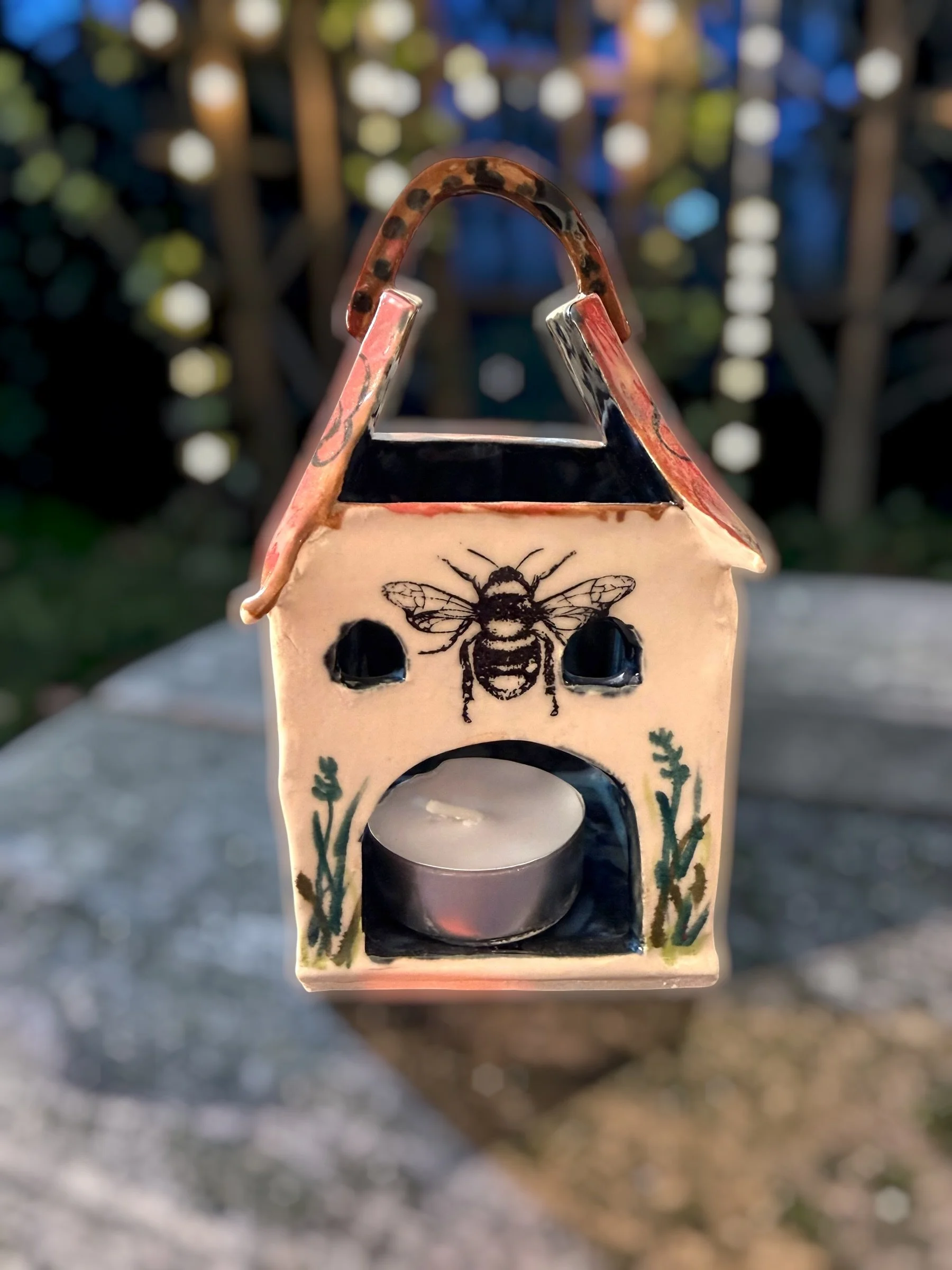 tealight_bee1.JPG