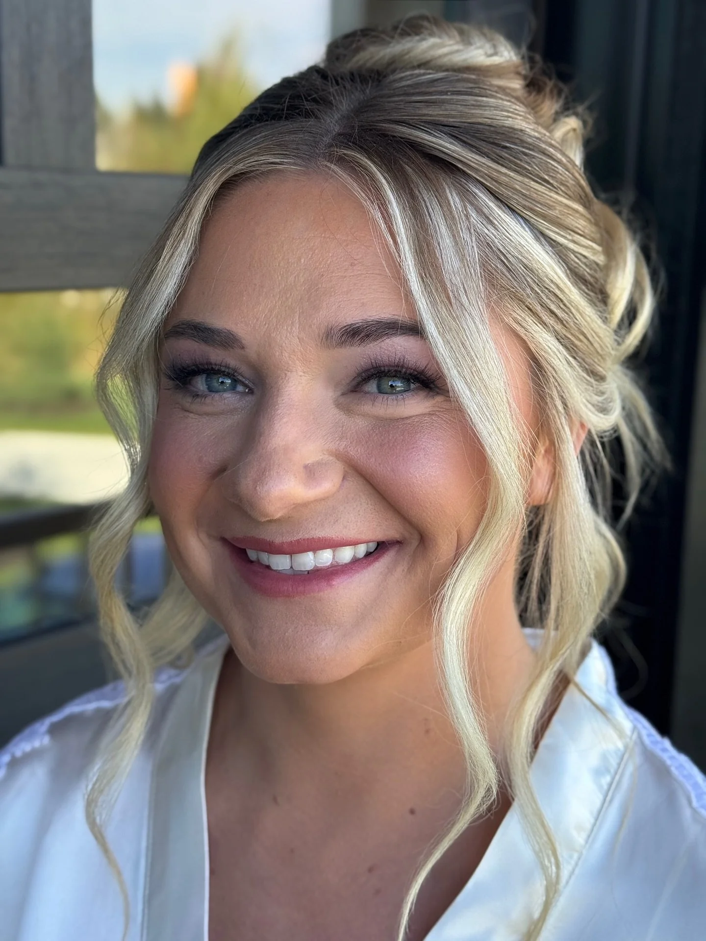 She&rsquo;s beauty, she&rsquo;s grace,

She&rsquo;s Mrs. Ryder ✨💍

@themichiganbeautician 

#themichiganbeautician #michiganmua #bridalmakeup #weddingmakeup #michiganmakeupartist