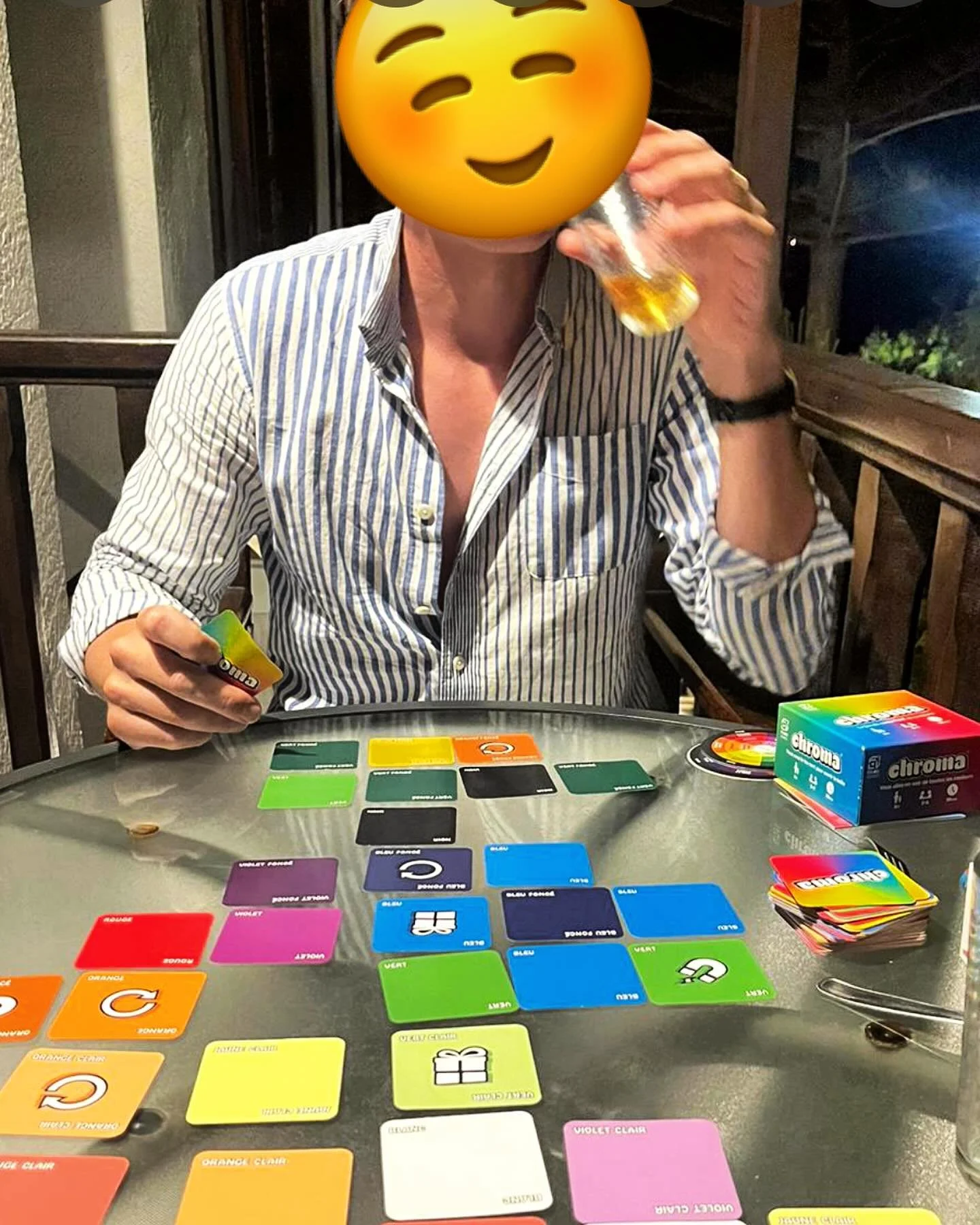 Les couleurs de l&rsquo;&eacute;t&eacute; 😎☀️🌈🎨🍸envoyez-nous vos photos de parties de CHROMA en DM &ccedil;a nous donne toujours le sourire !!!! 
Merci @cappitaine @clementdepreeuw #chromalejeu #chromathegame #chroma #colours #colors #boardgame #