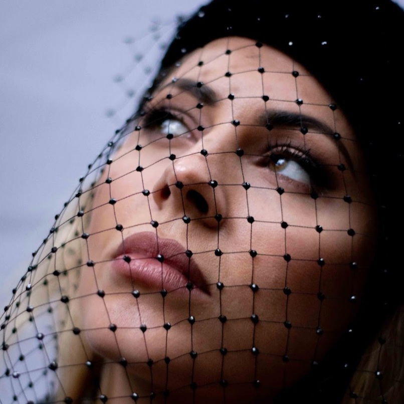 Industry Insights #5 - Artist: Empara Mi