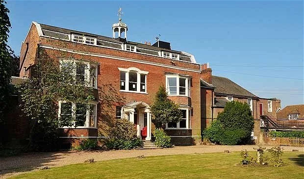 Gad's Hill Place Tour - August Tour