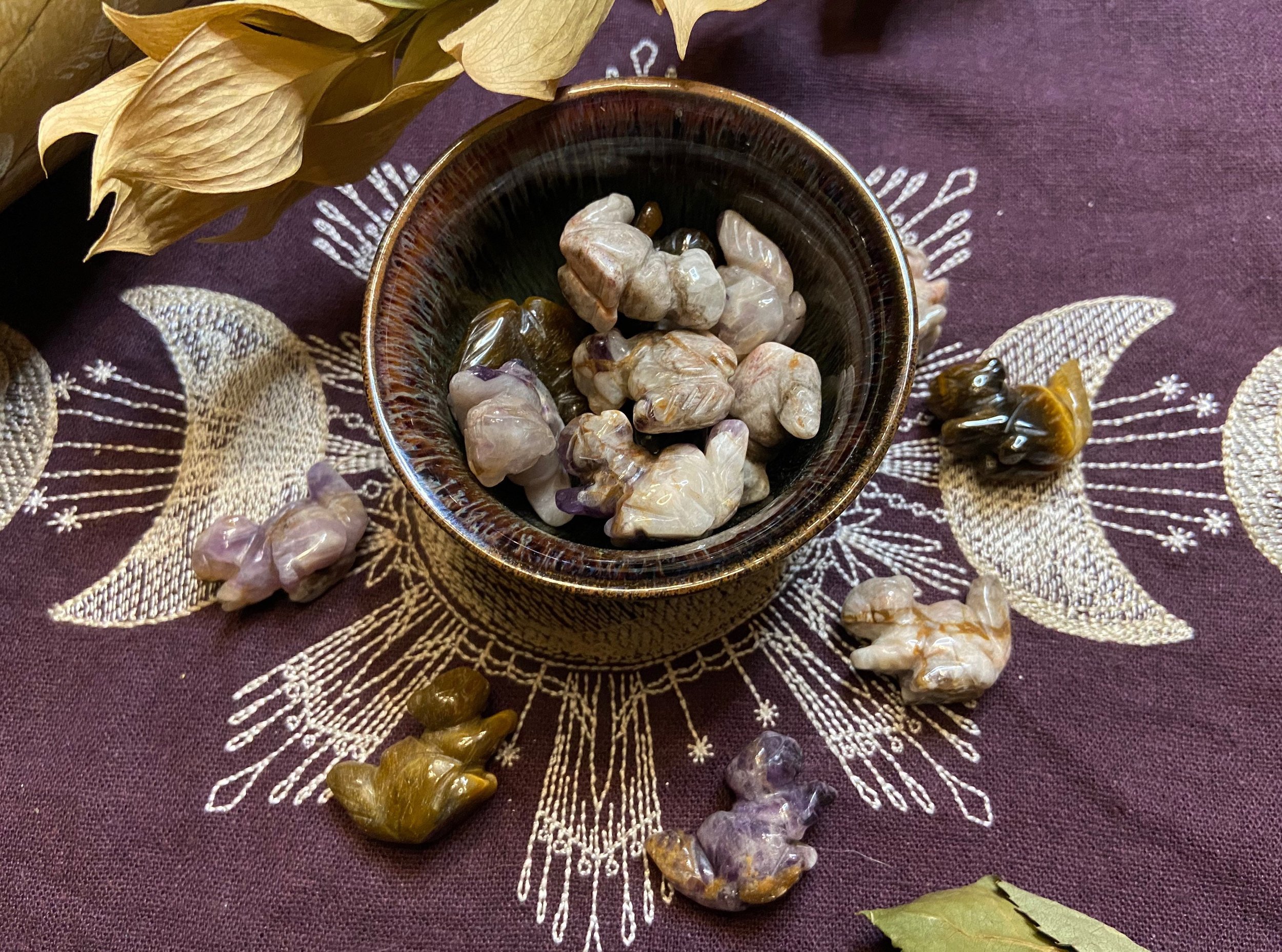 https://i.etsystatic.com/31066806/r/il/f2c5e7/3625858842/il_fullxfull.3625858842_mpxd.jpg