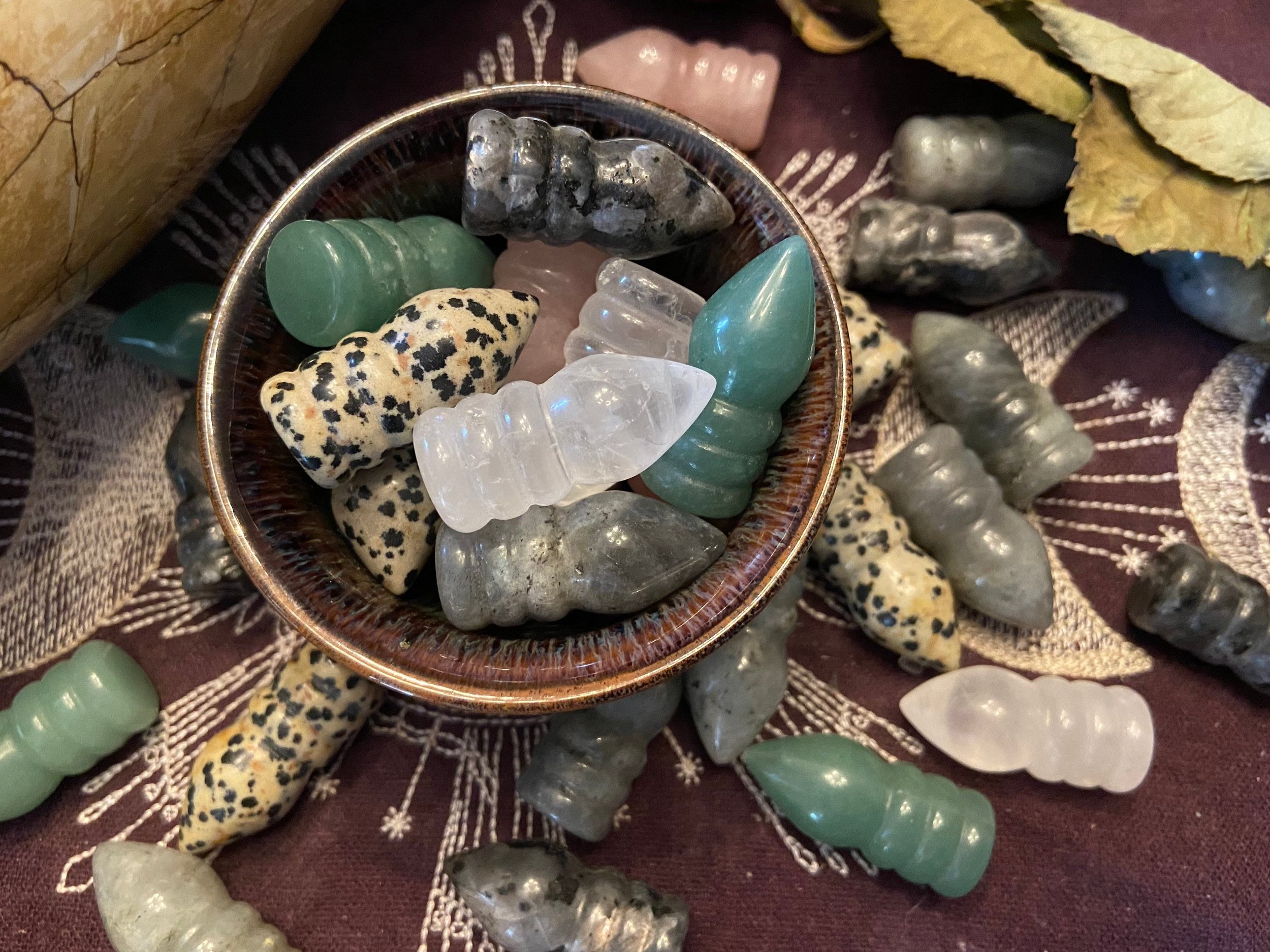 https://i.etsystatic.com/31066806/r/il/facec7/3833235197/il_fullxfull.3833235197_az0u.jpg