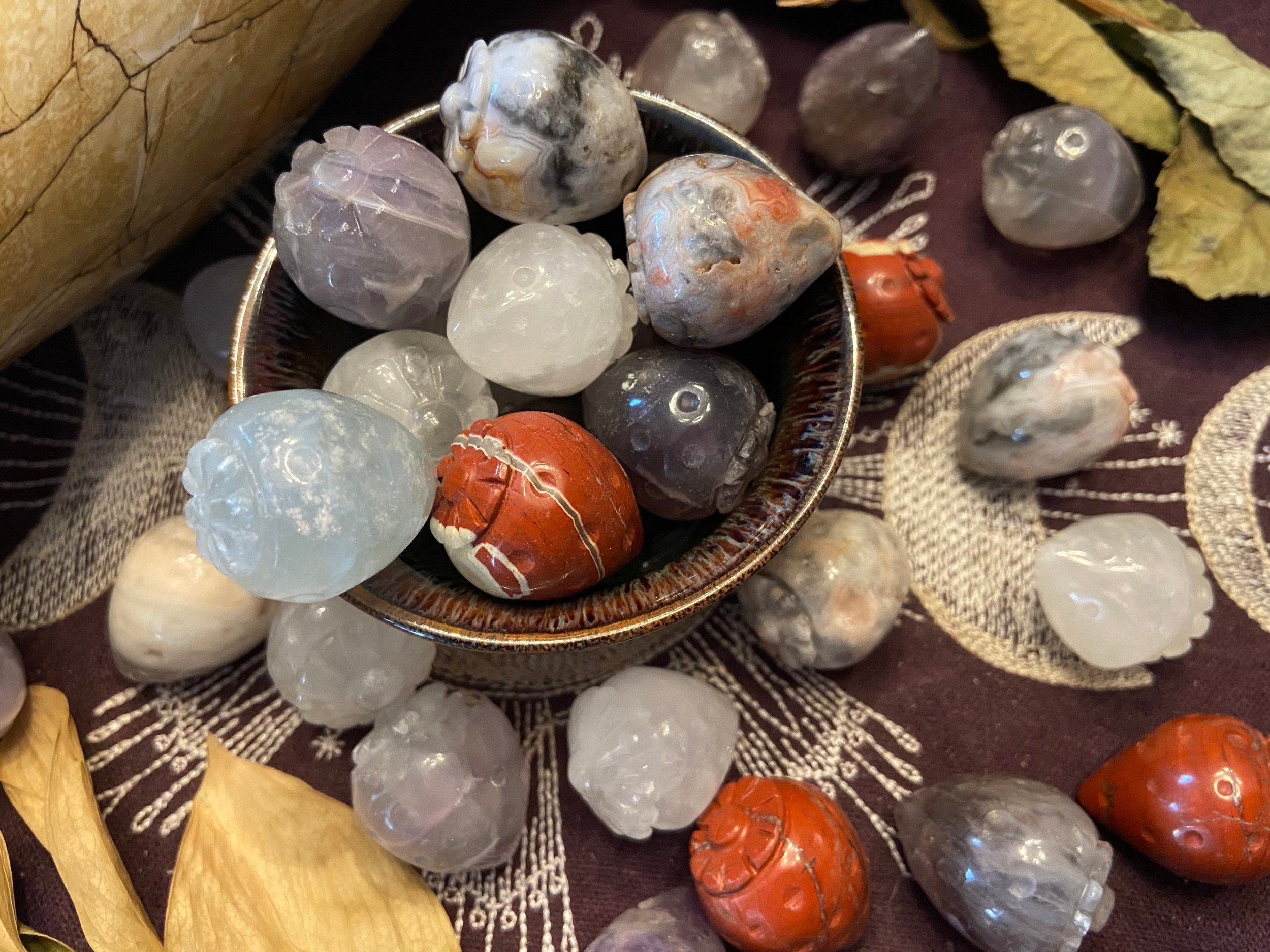 https://i.etsystatic.com/31066806/r/il/b910d5/3832142335/il_fullxfull.3832142335_gl29.jpg