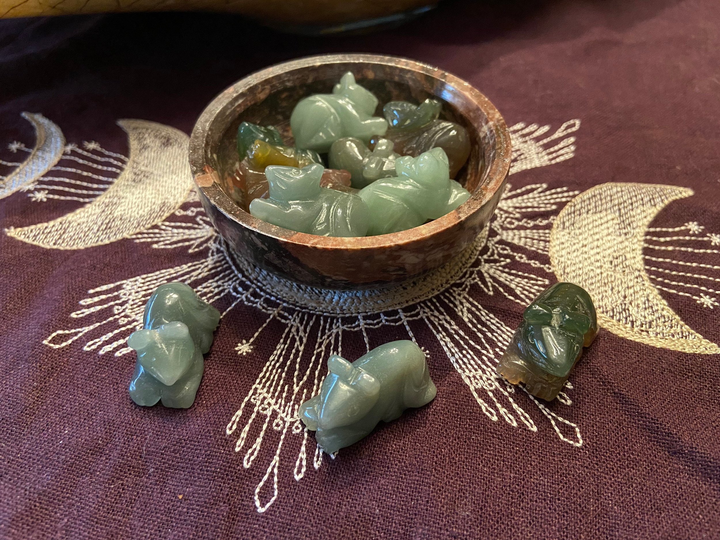 https://i.etsystatic.com/31066806/r/il/dceb63/3592682135/il_fullxfull.3592682135_tb4j.jpg