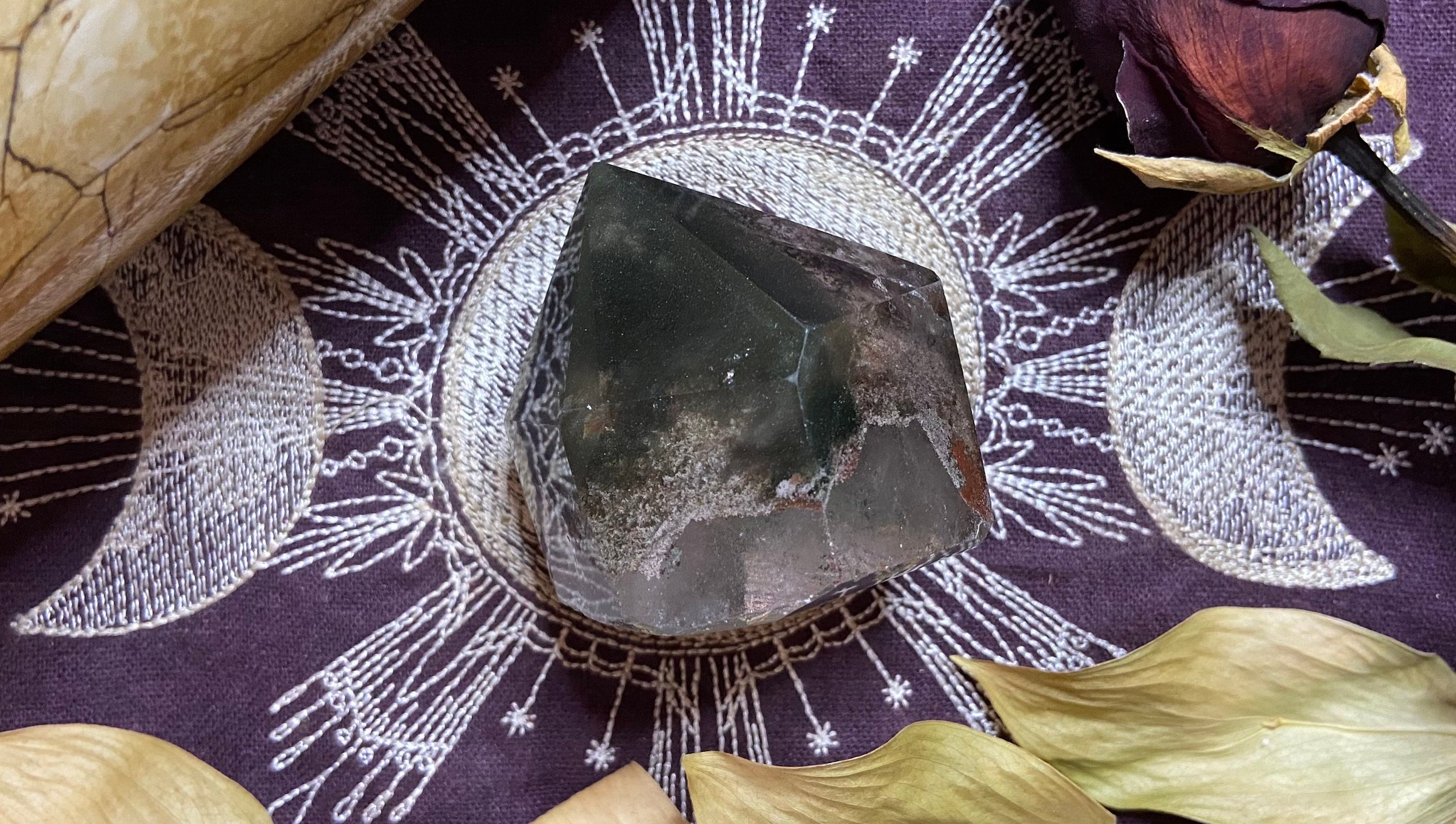 https://i.etsystatic.com/31066806/r/il/ec82e0/3744425222/il_fullxfull.3744425222_tew4.jpg