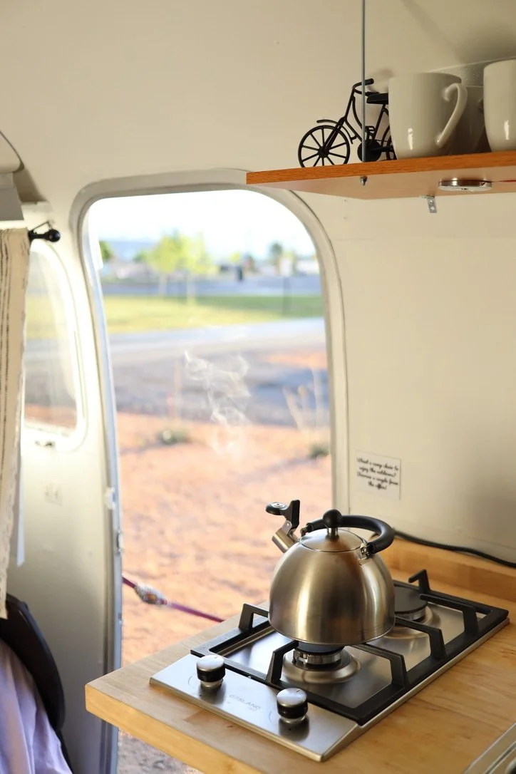 Leave the hustle behind and reconnect at Camp Eddy! Whether you&rsquo;re road-tripping in your RV or treating yourself to an Airstream or tiny home getaway, the river views and fresh air do wonders for the soul. #DigitalDetox #RiversideCamping #Grand