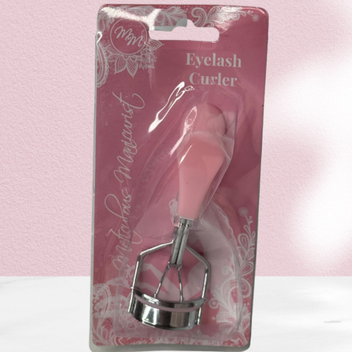 eyelash curler meticulous manicurist in package.png