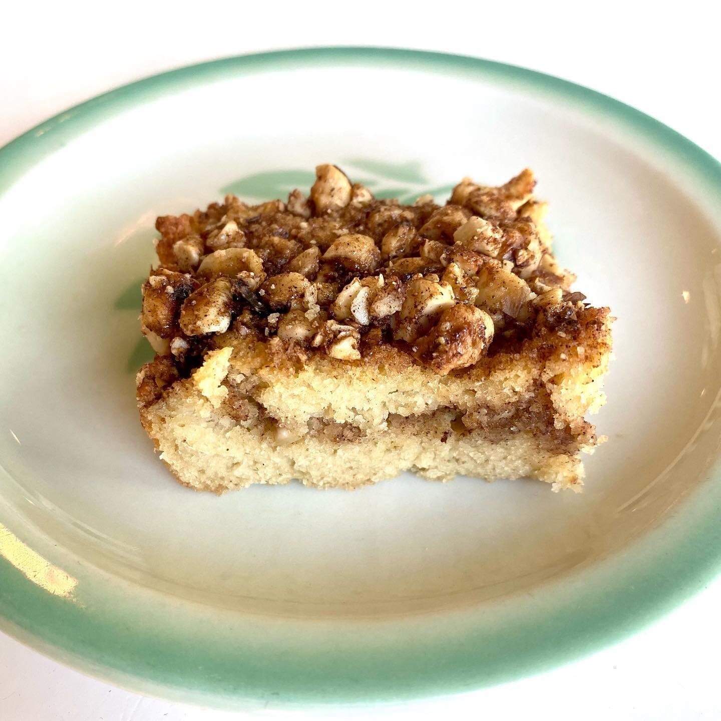 Coffee Cake (grain free)

Ingredients
Dry:
1/2 cup almond flour
1/2 cup coconut flour
1/2 cup of arrow root or cassava flour
2 tsp baking powder
1/2 tsp salt
Wet:
4 eggs
1/4 cup butter melted 
1/2 cup milk
1/4 cup maple syrup or honey
Streusel ingred