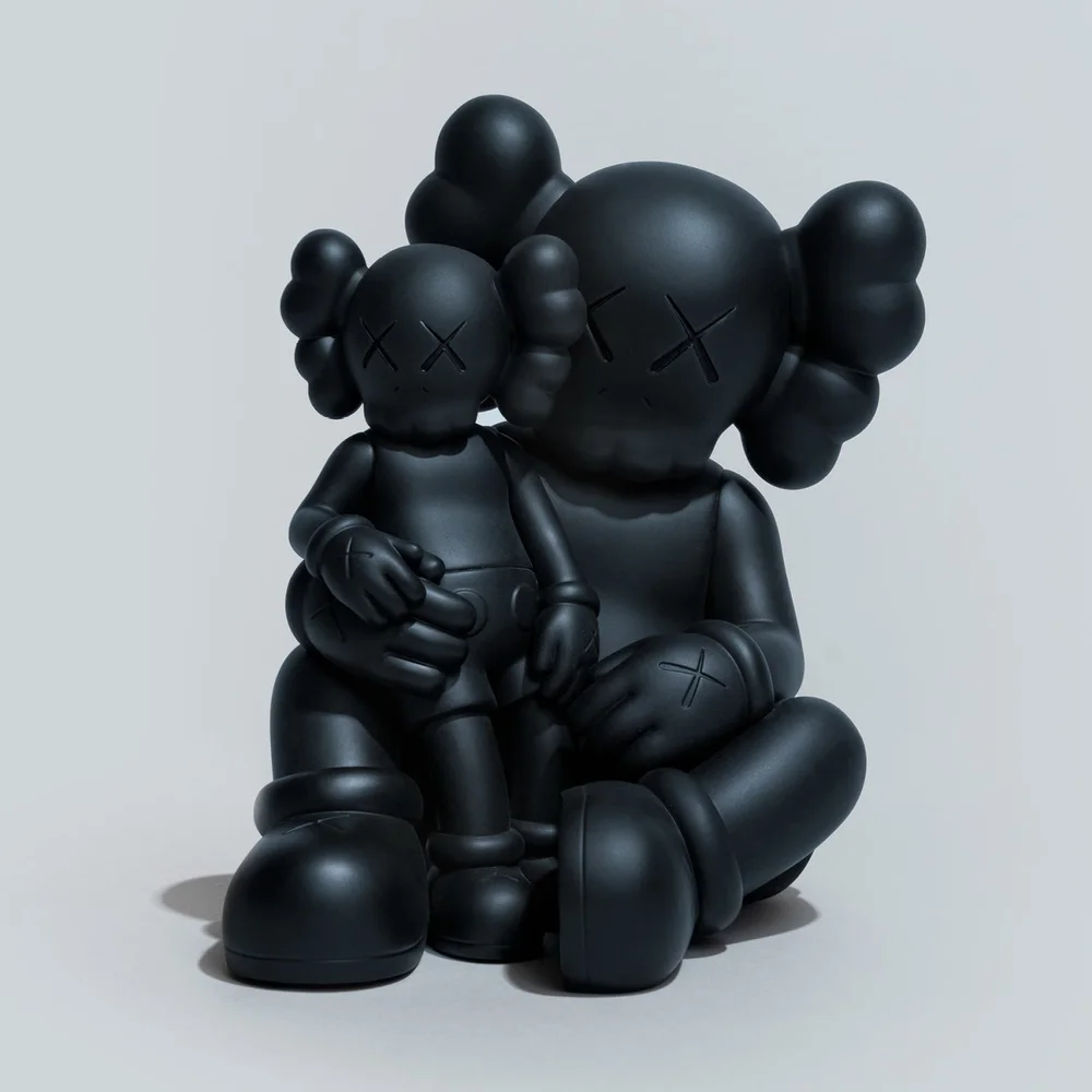 kaws-holiday-changbai-mountain kaws holiday Changbai Mountain 3体セット