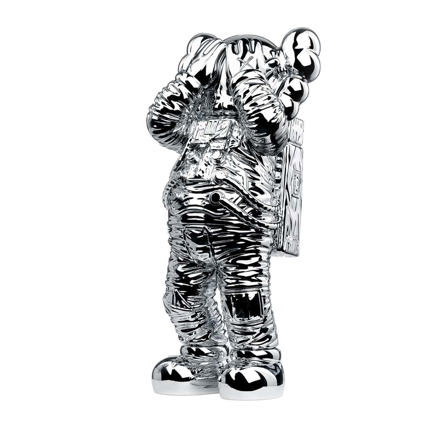 KAWS HOLIDAY SPACE SILVER