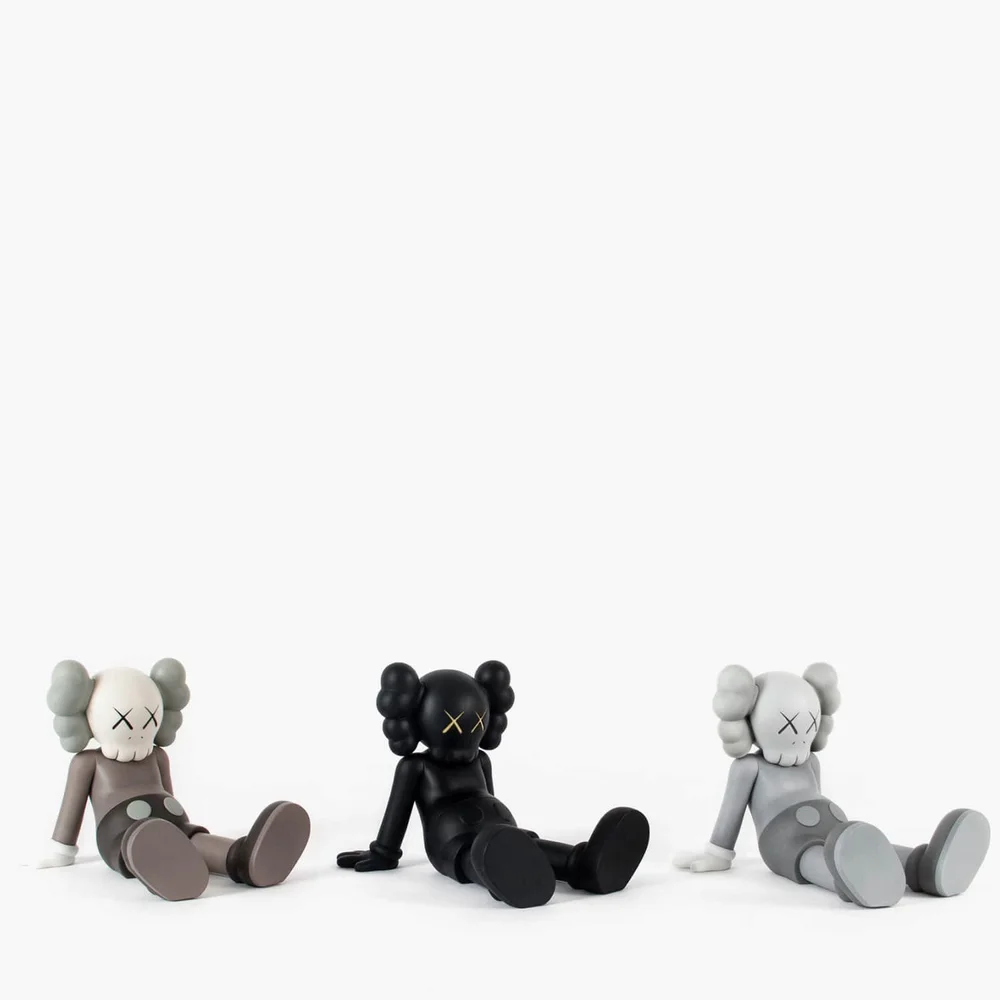 Holiday Taipei vinyl figure black by Kaws from 2019 - Dope! Gallery