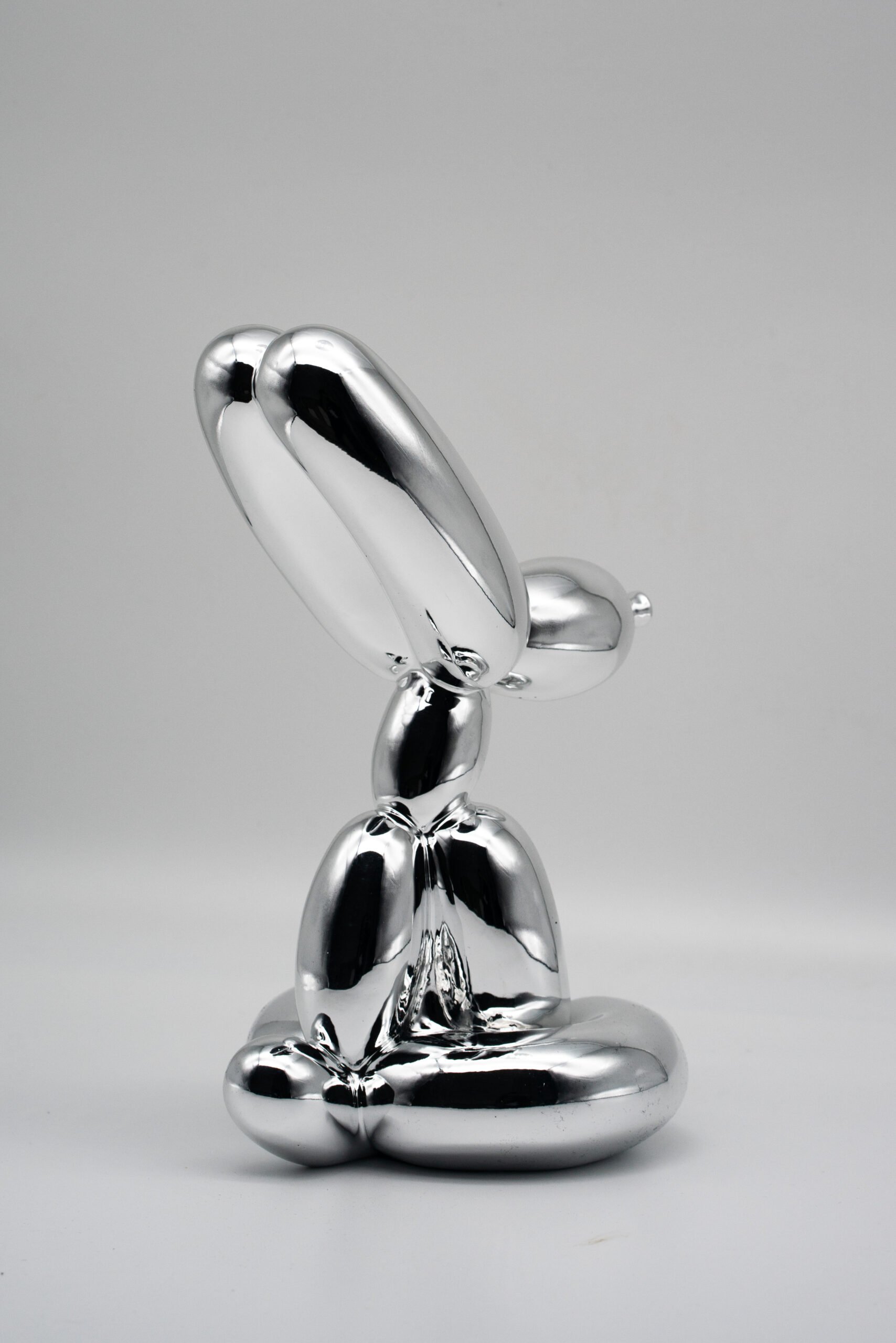 Sitting-rabbit-silver-03-scaled.jpeg