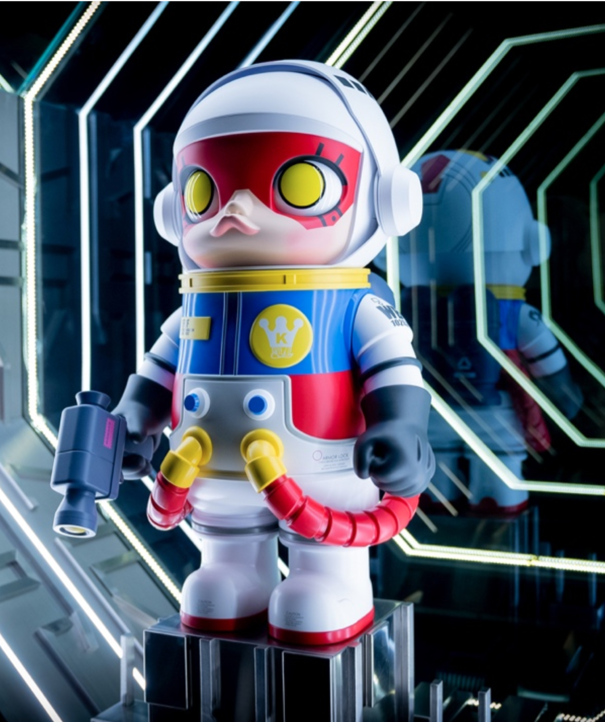 space molly gundam .png