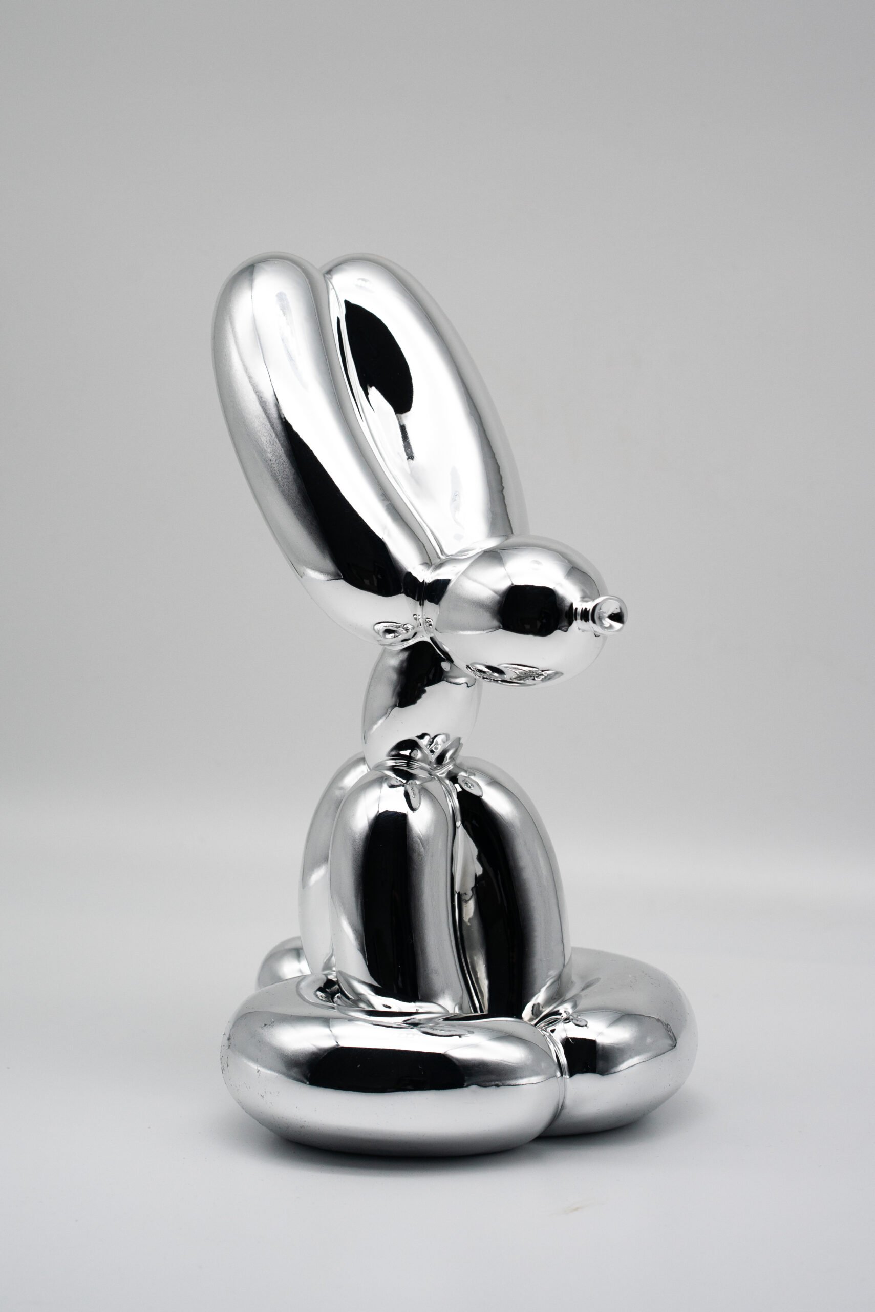 Sitting-rabbit-silver-02-scaled.jpeg