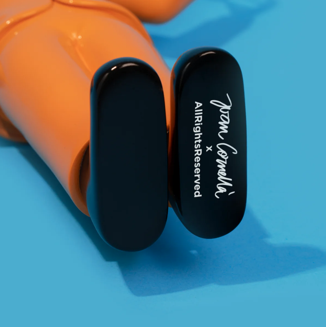 humans are a virus joan cornella 03.png