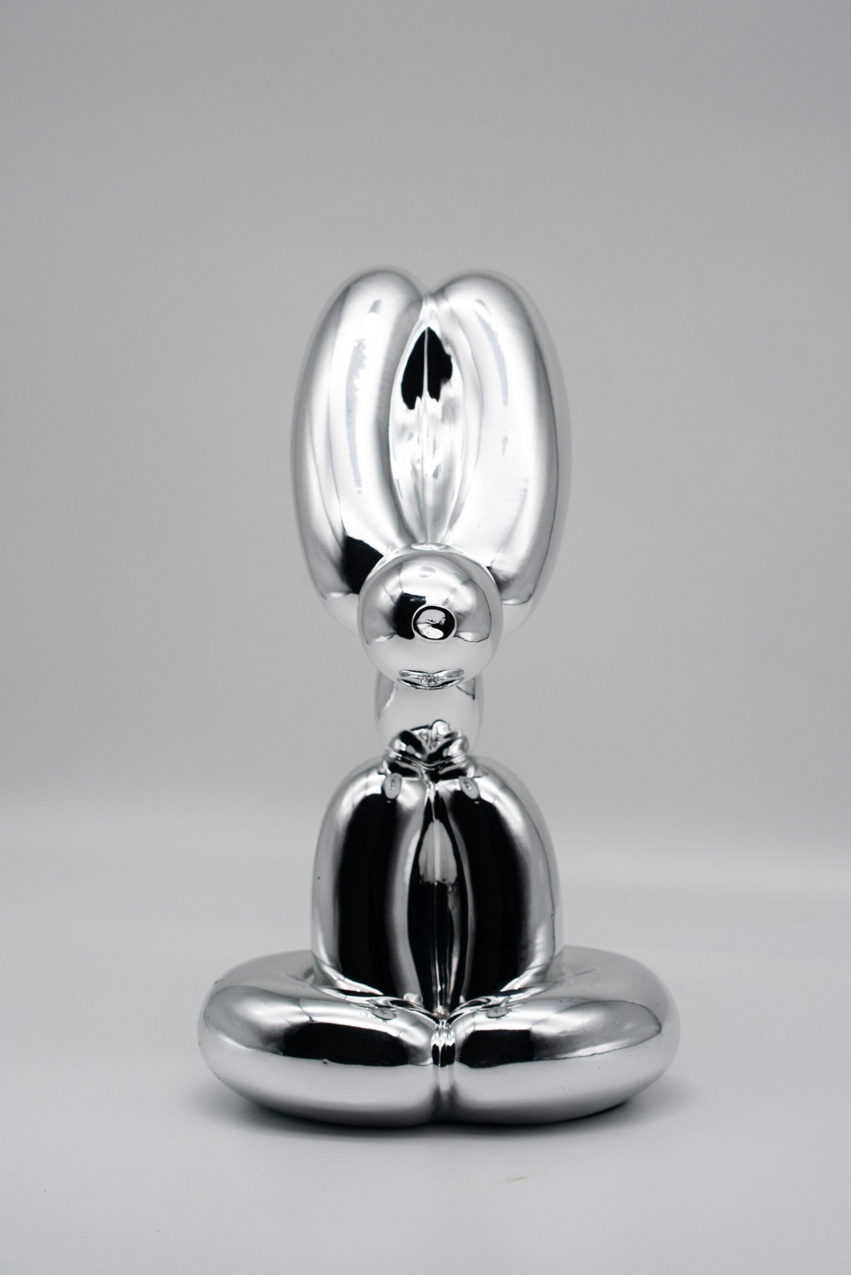 Sitting-rabbit-silver-01-scaled.jpeg
