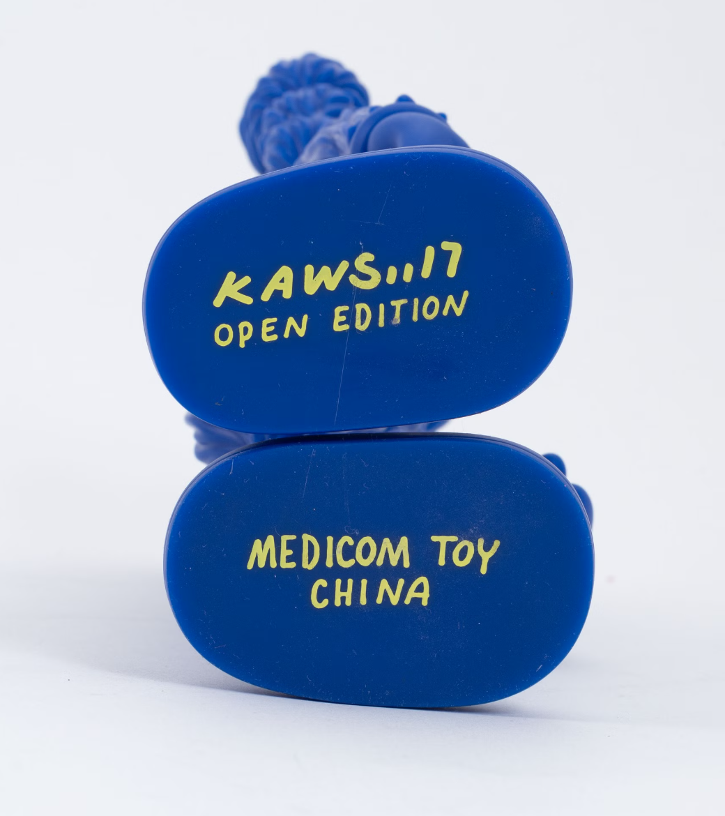 kaws bff kaws blue 02.png