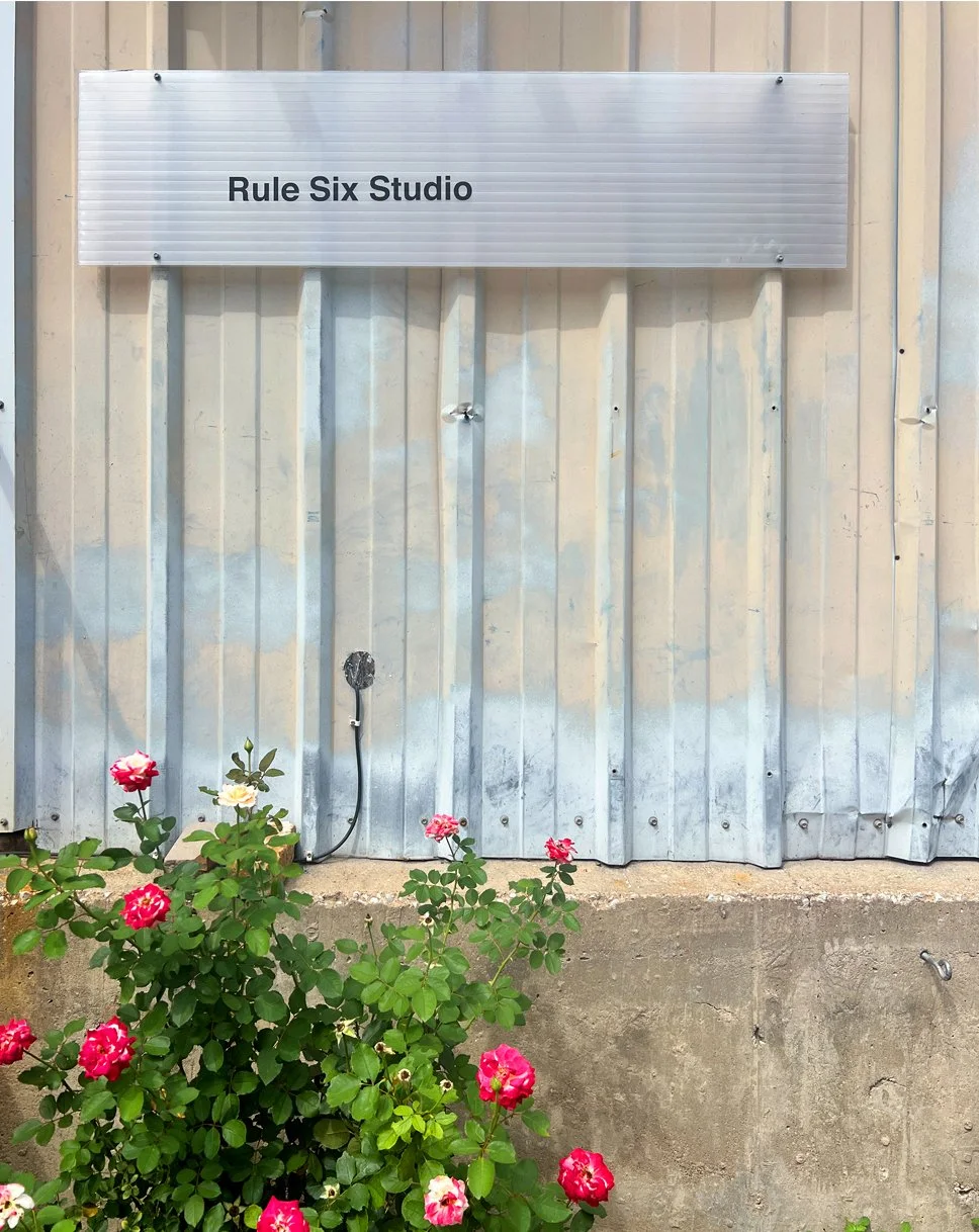 LOCATION_RuleSIXstudio_Sign.jpg
