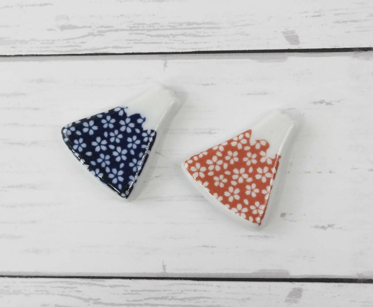 Chopsticks & rest with an artesian wood gift box