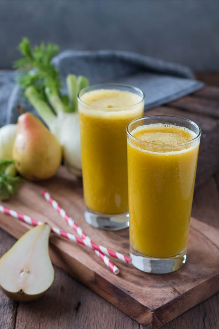 Jennifer Cornbleat’s Pear Fennel Smoothie