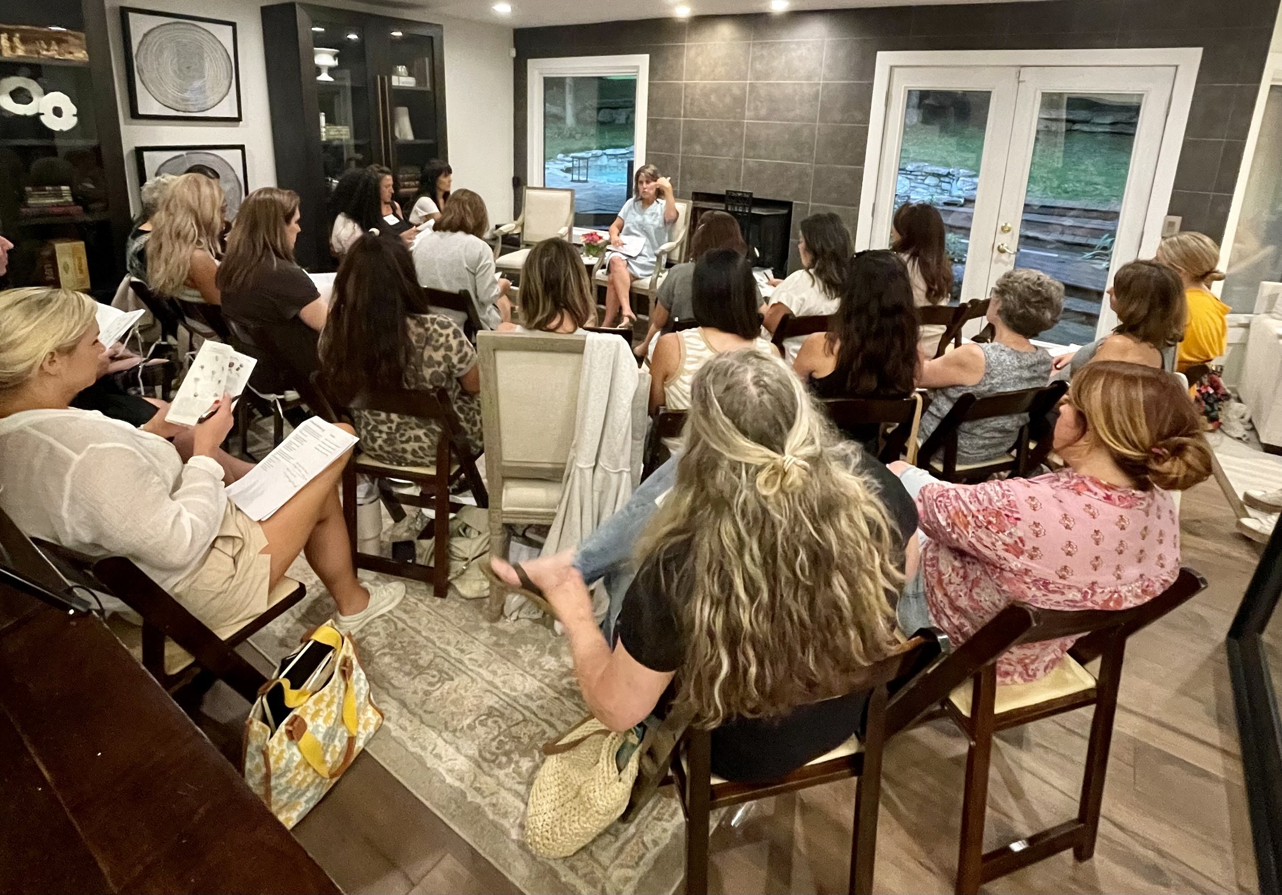 audience bak room.jpg