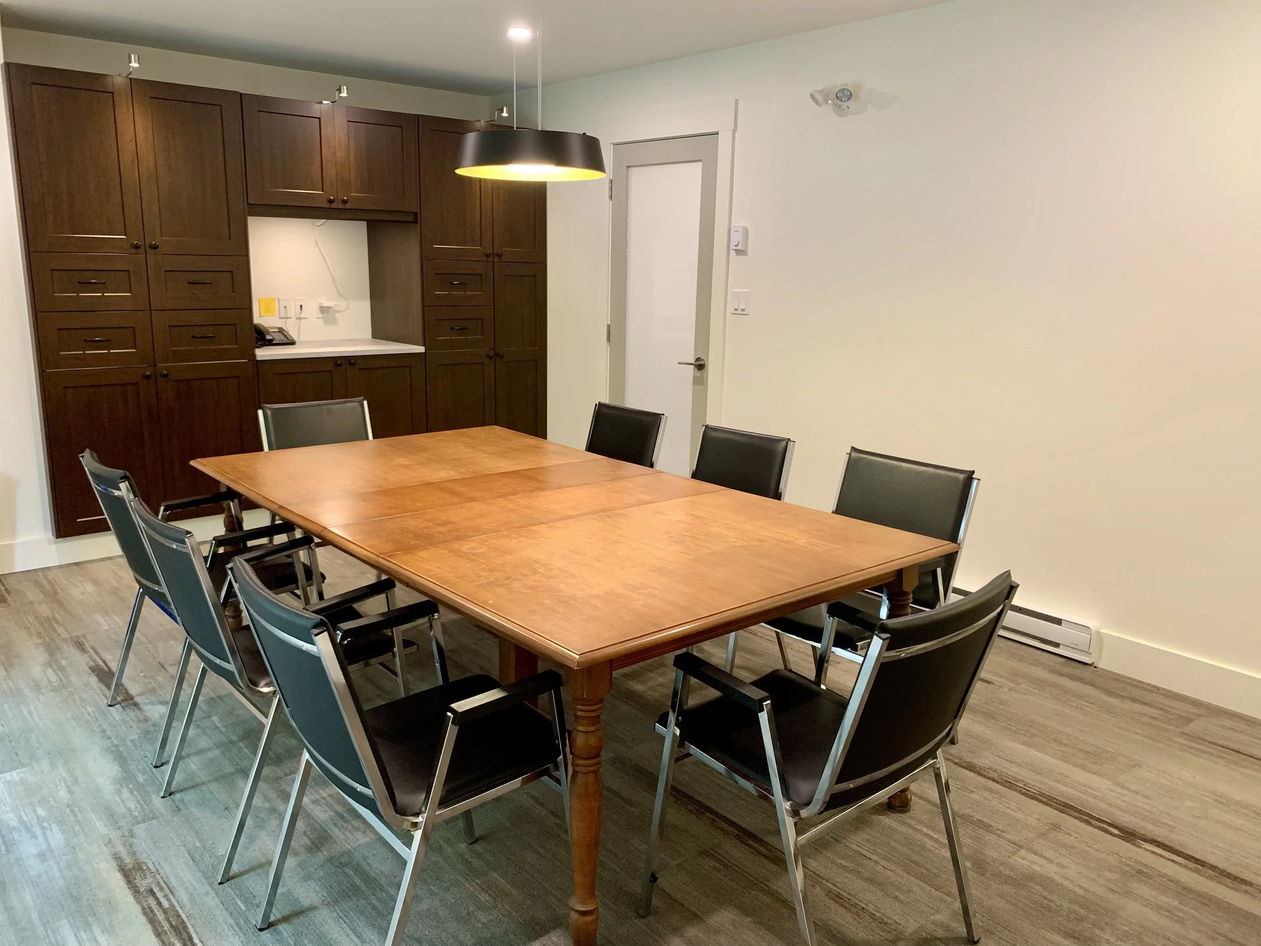 Boardroom 1 8 chairs.jpeg