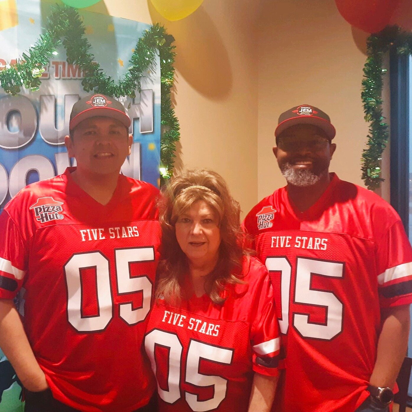 Daniel, Deb, and Randy celebrating Super Bowl with the teams!
#pizzahut #recognition