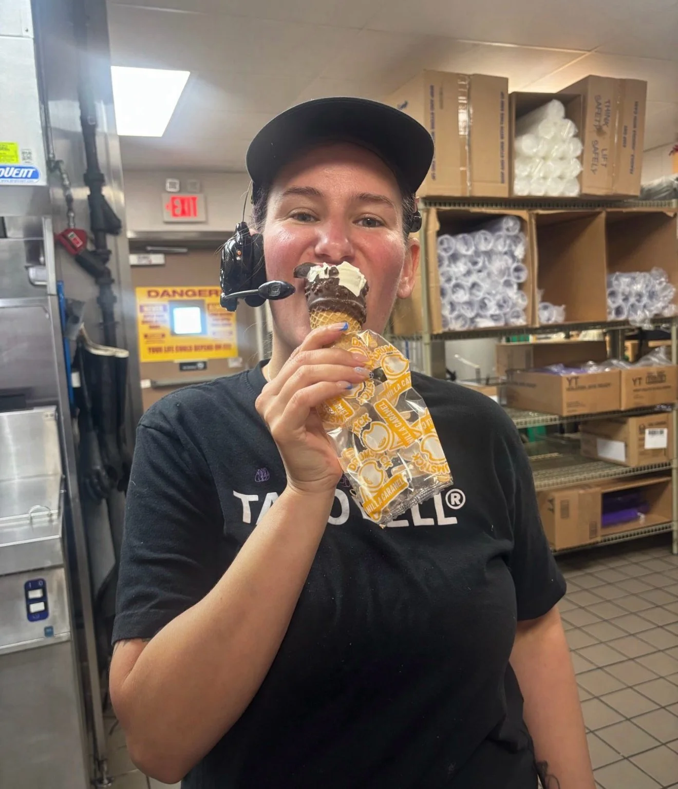 Live M&aacute;s, birthday edition 🎂🌮🥳

August gave us plenty to celebrate &mdash; and apparently plenty of cake. Happy birthday to our JEM crew! 💜

#JEMRestaurantGroup #TeamJEM