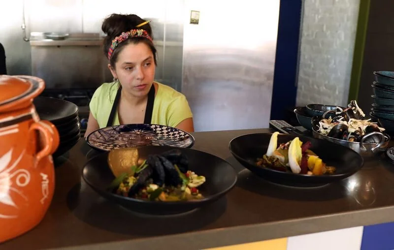 Chicago-area restaurant owners hope for a better year, but brace for slow winter