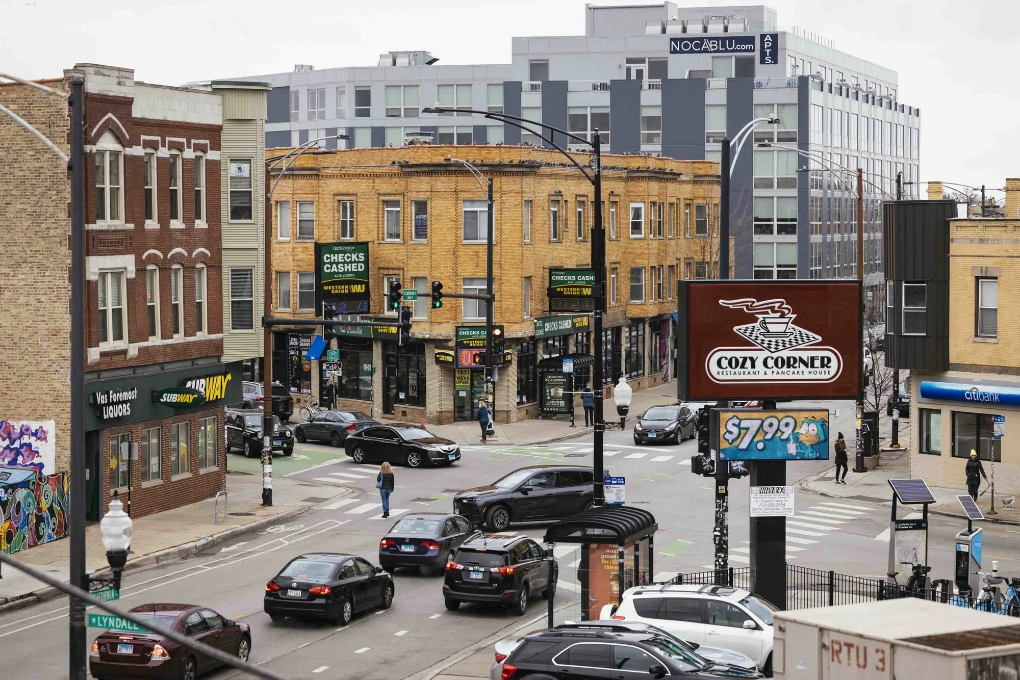 Chicago Taps Brakes on Gentrification With a Tax on Teardowns