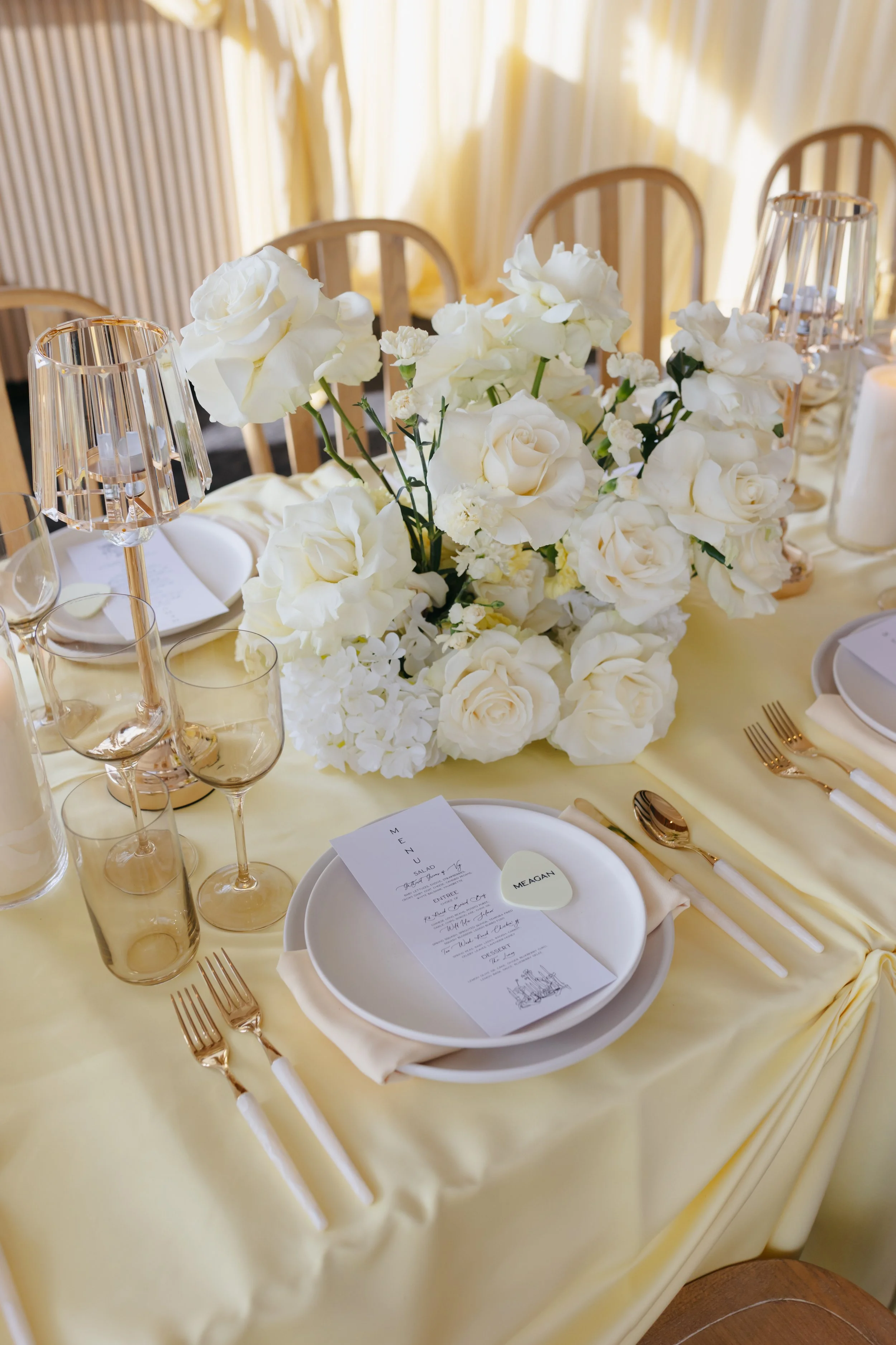 Cacie_Carroll@CacieCarrollPhotography_ButterYellowDinnerParty_MadisonKayEvents_TheSanctuaryResort_ParadiseValleyArizona-124.jpg