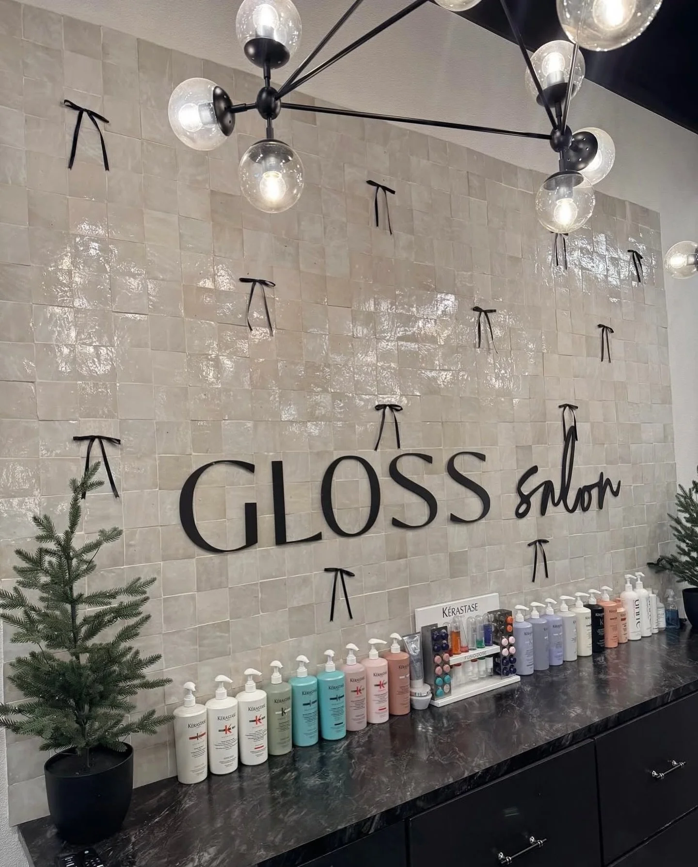 Somehow it gets even more magical at Gloss during December 🎄