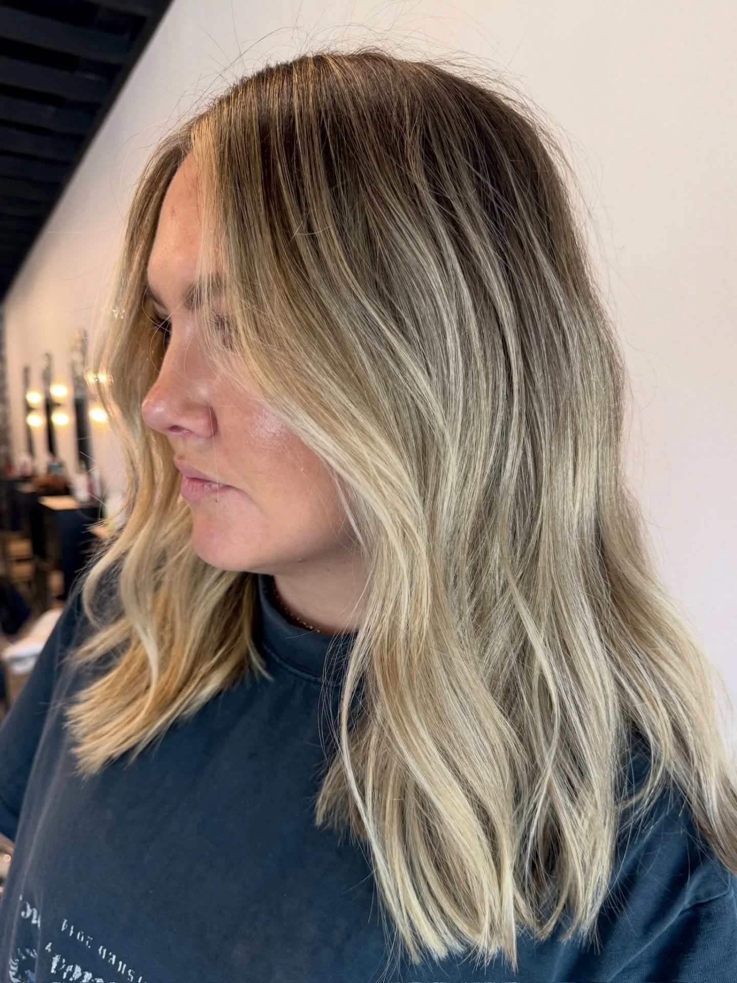 This is not the sign to chop your hair if you&rsquo;re on the fence ✨
(Unless you want it to be, then here&rsquo;s the sign!!!!) 🪧🤪