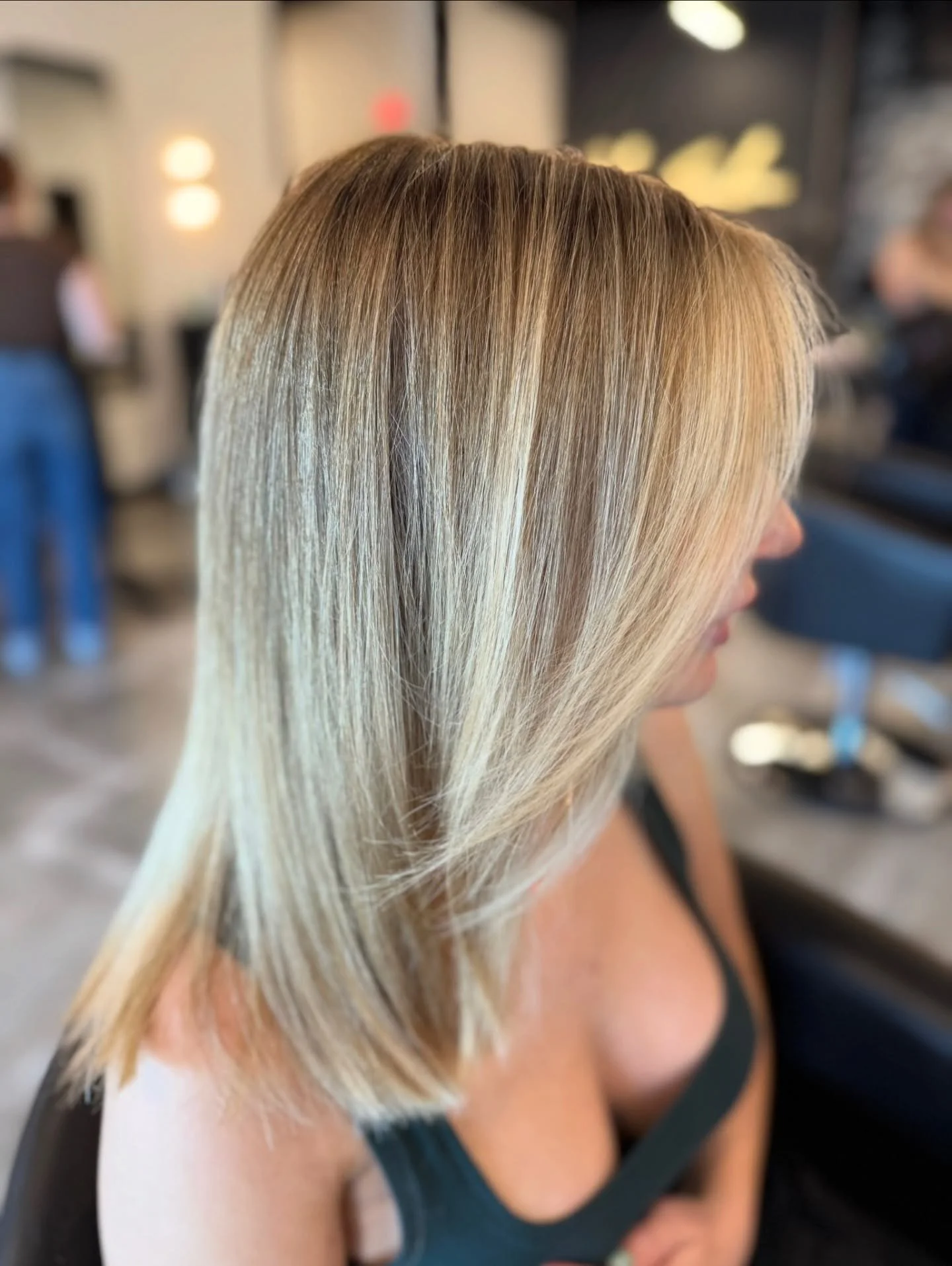 The kind of refresh that makes everything feel lighter. Blended, balanced, brought back to life. ✨
After ➝ Swipe for the before!!