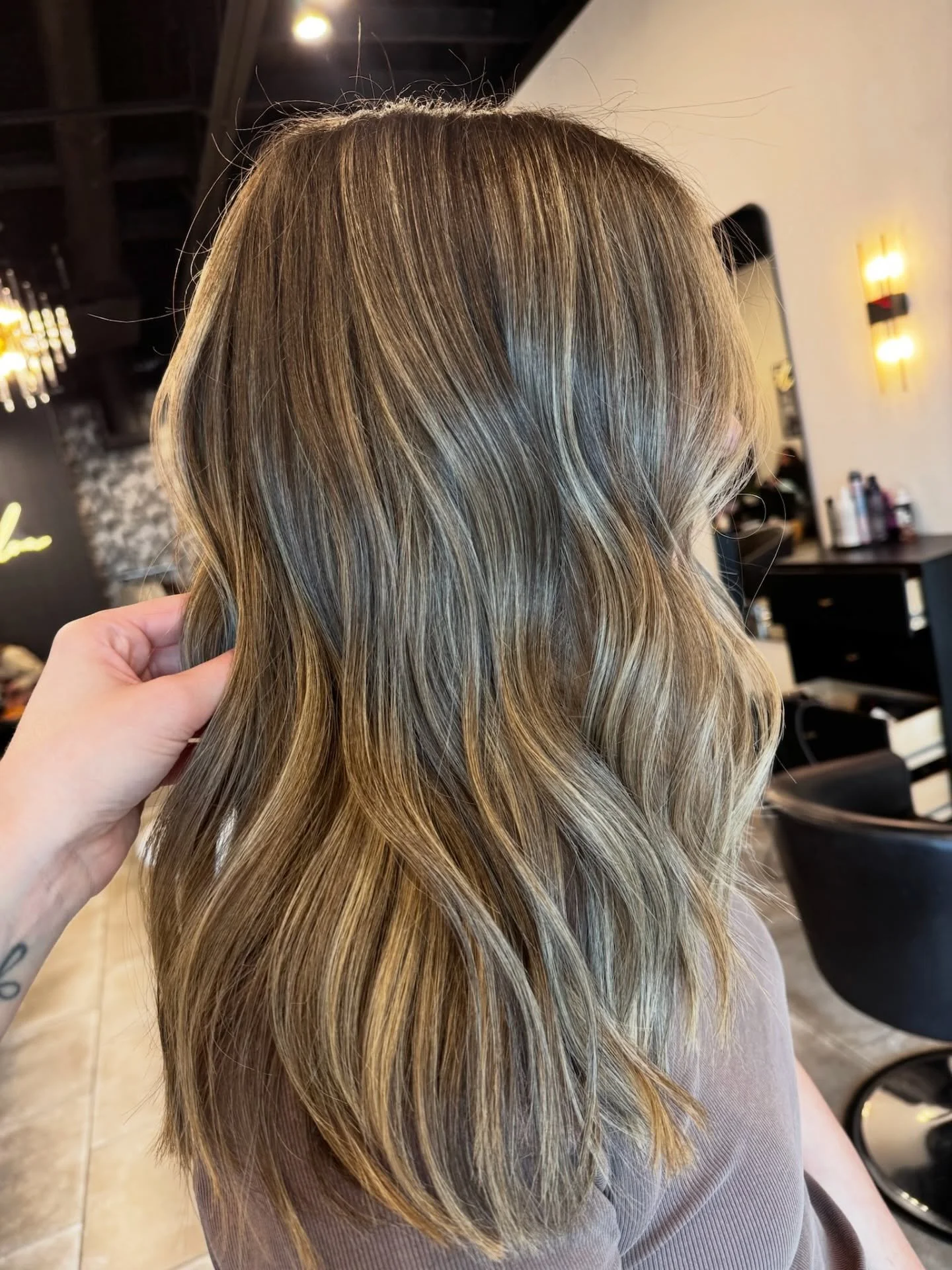 This color is what &ldquo;effortless but expensive&rdquo; looks like 🤎✨