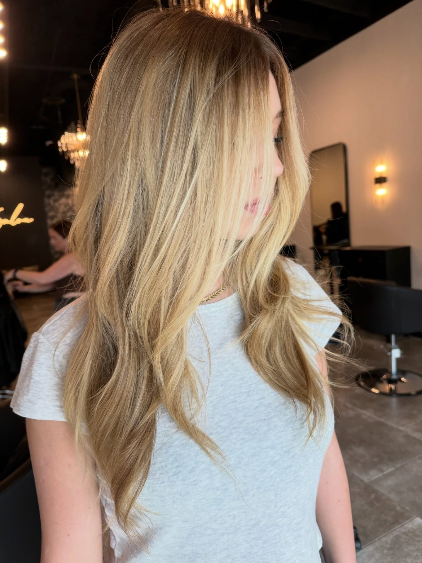 Golden hr 💛☀️