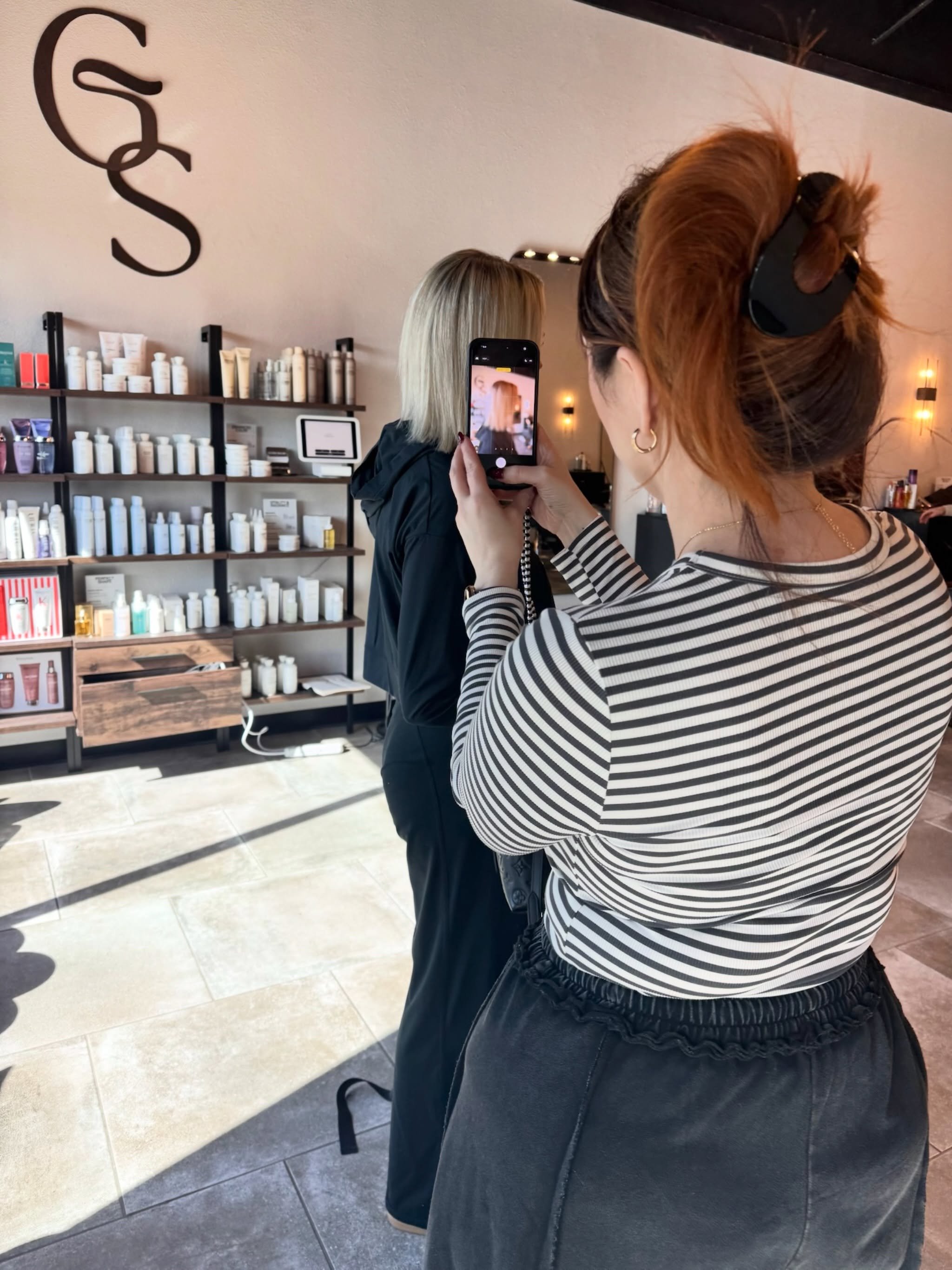 Behind every good hair session&hellip; there&rsquo;s a camera roll full of proof 📸