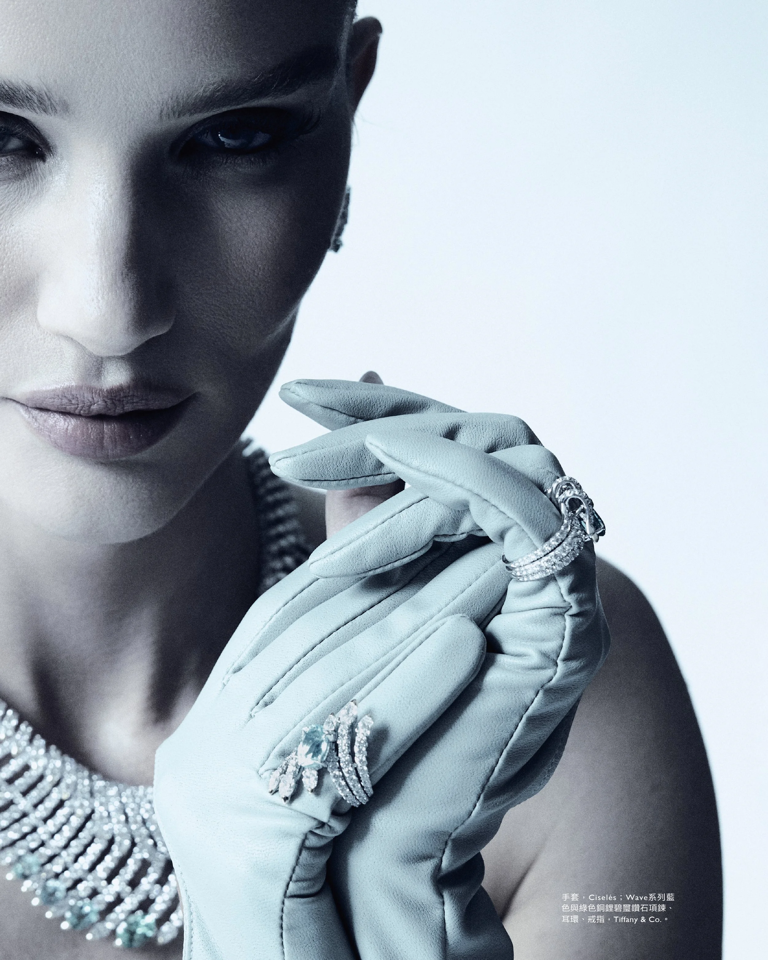 PDF PRINT coverstory-10P-5.jpg