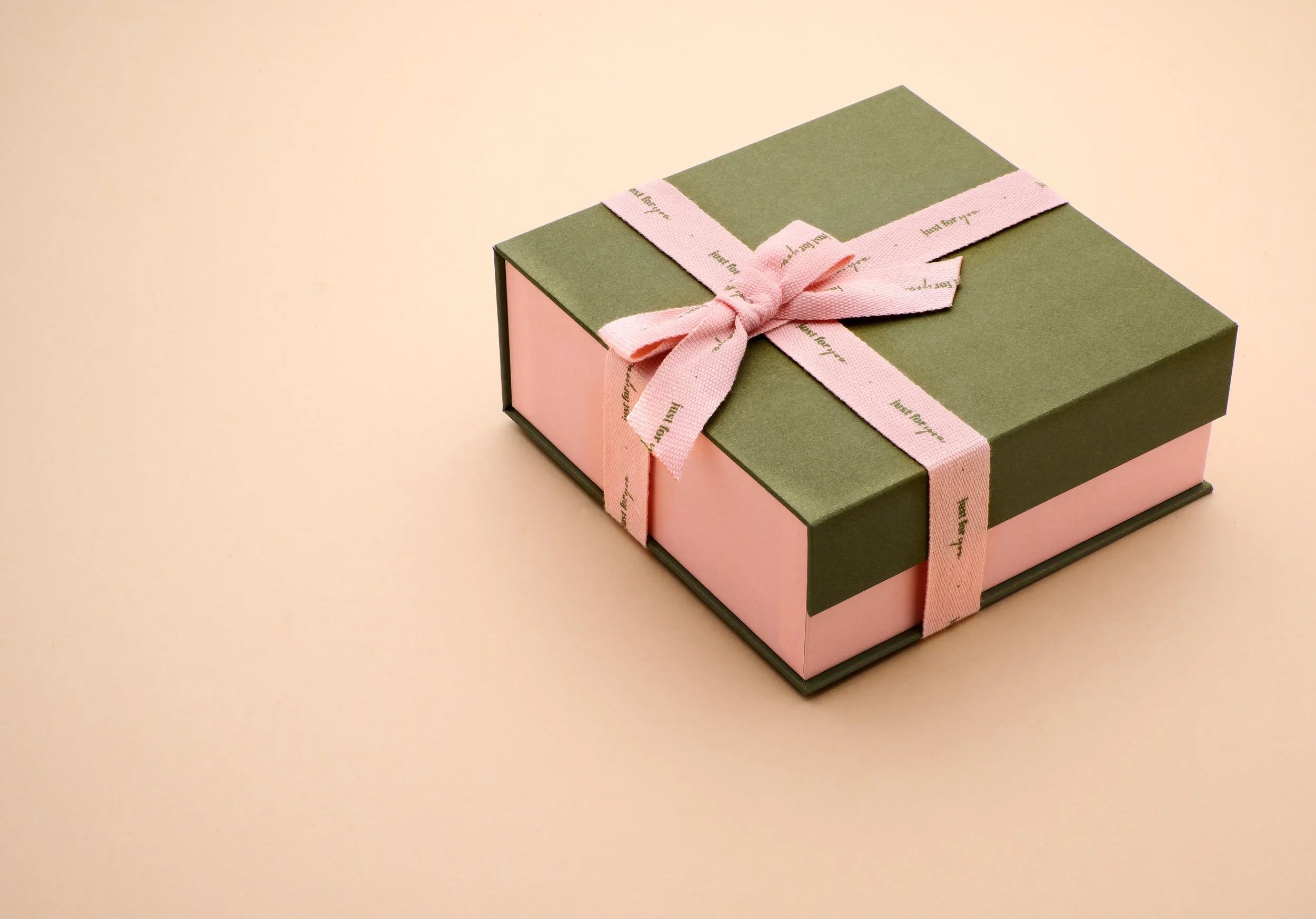 DPT_packaging_gift box_0320.jpg