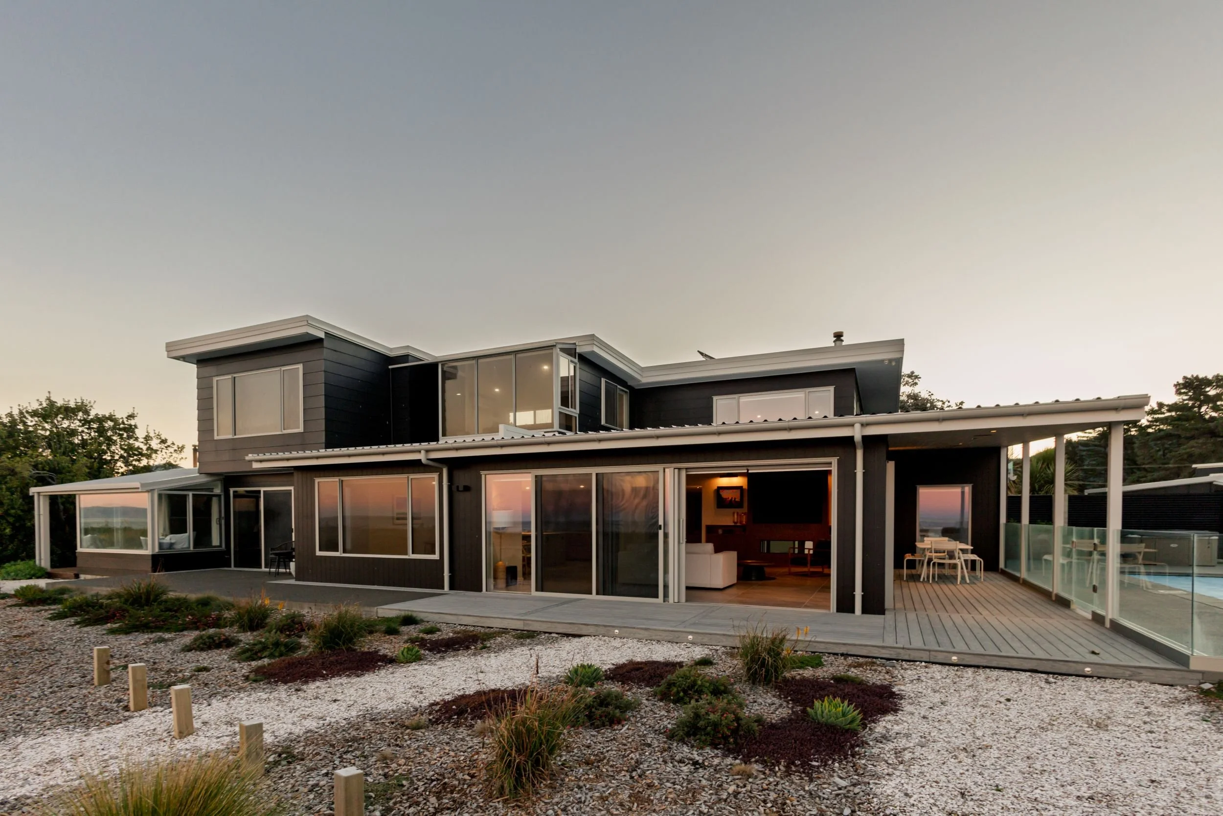 RARANGIHOUSE872980_small.jpg