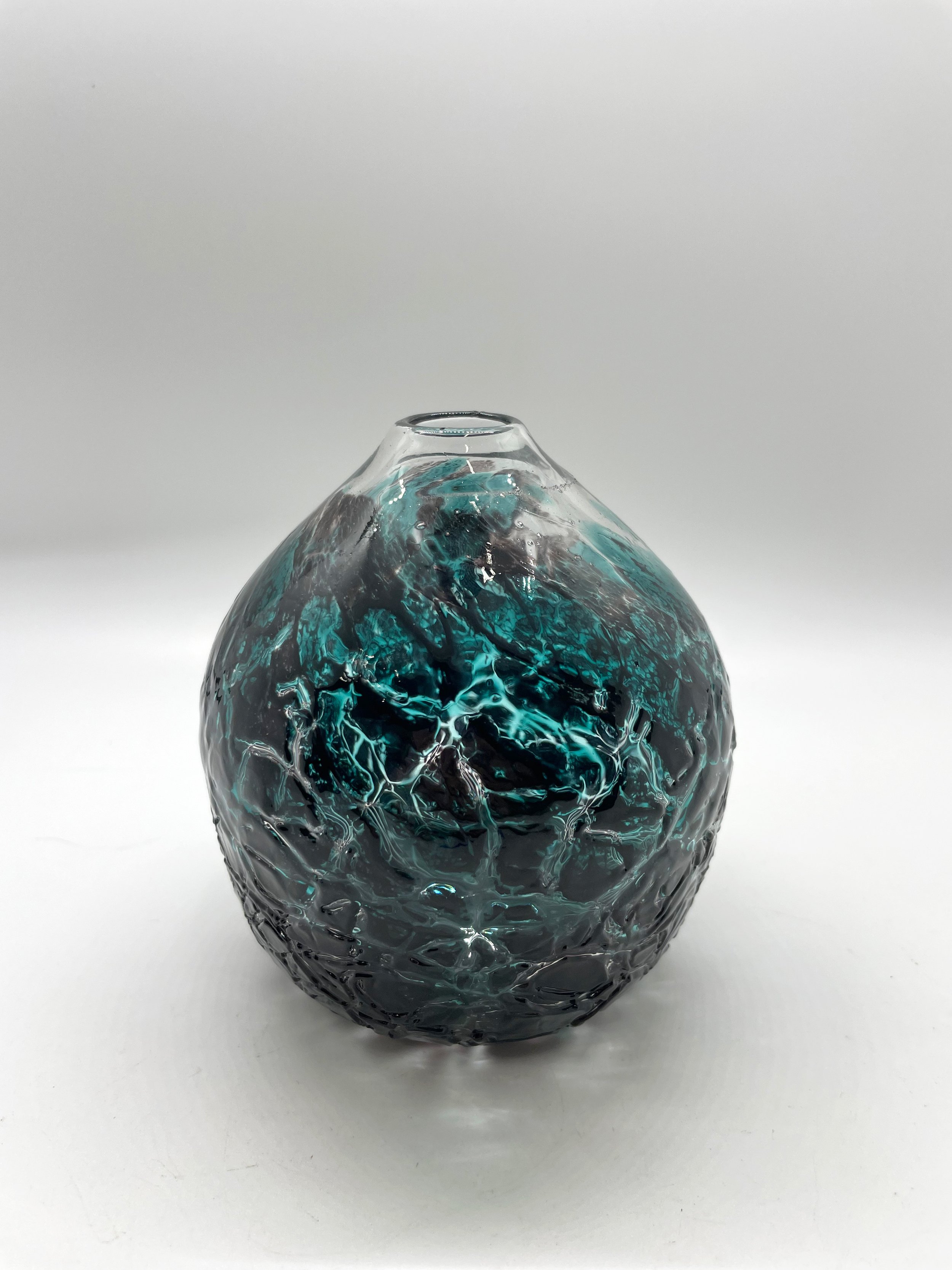 blue-crackle-vase2.jpg