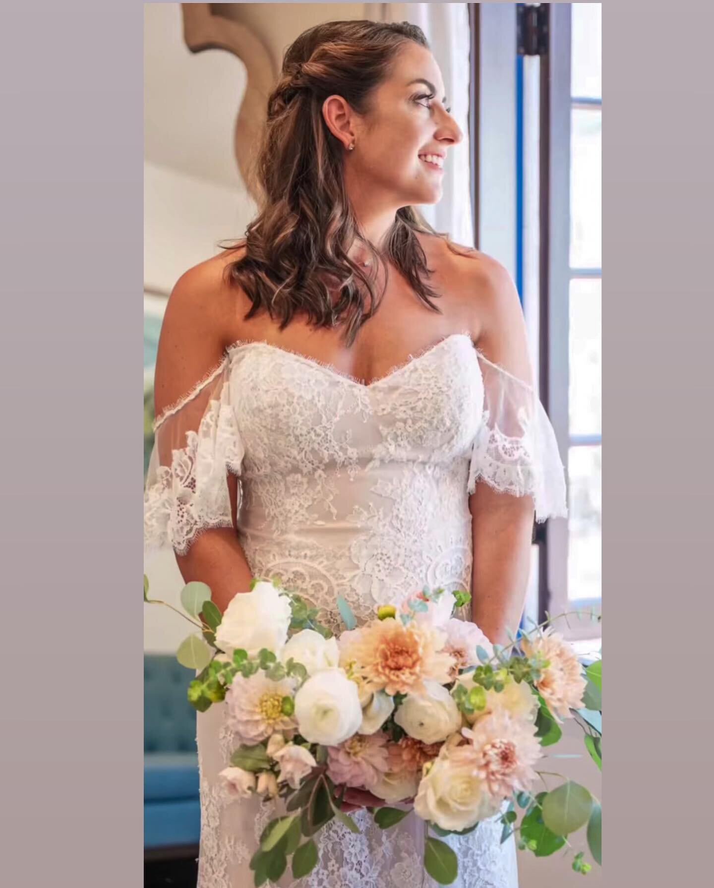 Such a beautiful family&hellip; it was a pleasure helping them get ready for this special day. 💐