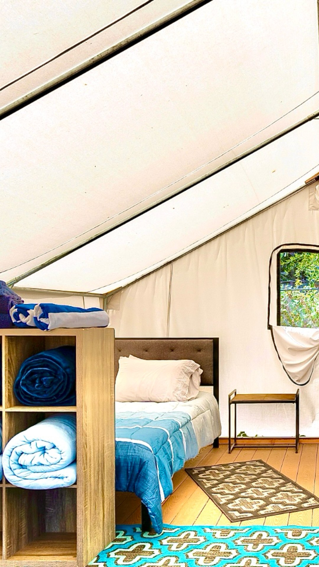 Tent 2 Vert.png
