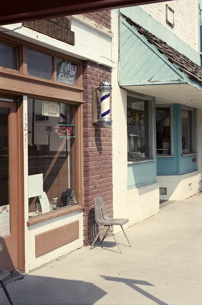 BARBER SHOP