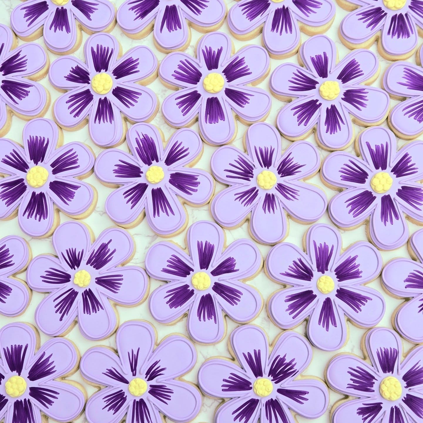 Loving all the springy themes lately!
.
.
.
#homemade #baking #sugarcookies #royalicing  #cookies #cookiesofinstagram #decoratedcookies #dessertsofig #cookiesofig #edibleart #weddingcookies #birthdaycookies #bridalshowercookies #babyshowercookies #no