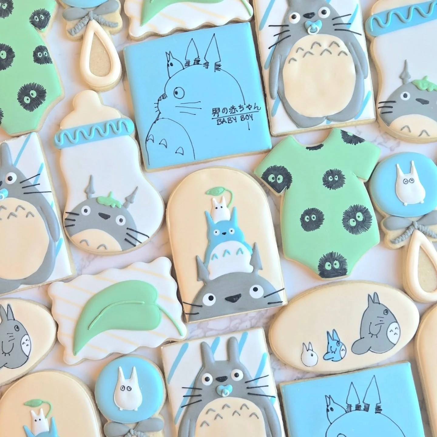 To say I was excited about this My Neighbor Totoro baby shower theme would be the understatement of the year...it was so much fun converting my childhood to cookie form 😆 especially those cute little dust sprites!
.
.
.
#homemade #baking #sugarcooki