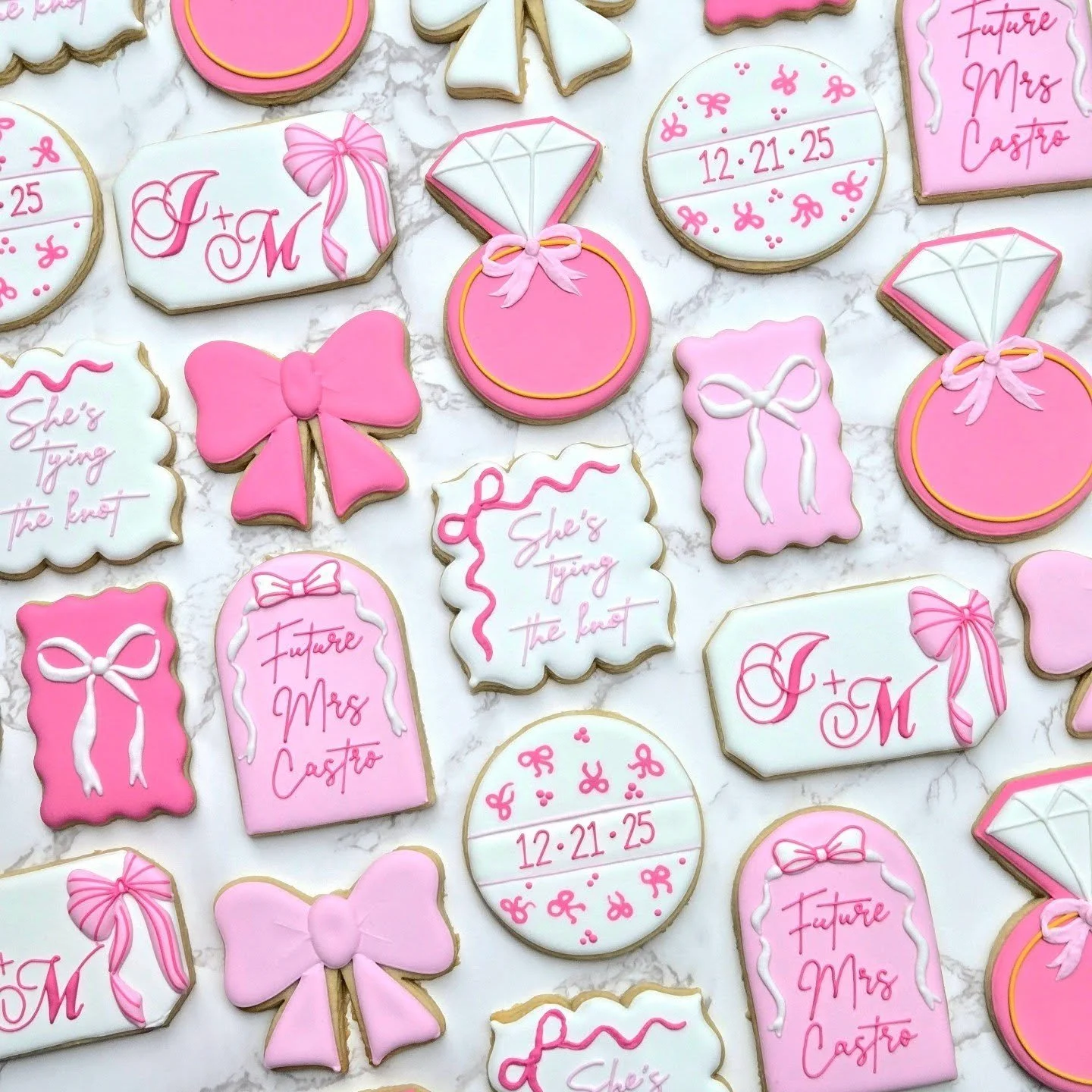 She's tying the knot 🎀
.
.
.
#homemade #baking #sugarcookies #royalicing  #cookies #cookiesofinstagram #decoratedcookies #dessertsofig #cookiesofig #edibleart #weddingcookies #birthdaycookies #bridalshowercookies #babyshowercookies #novamoms #novaco